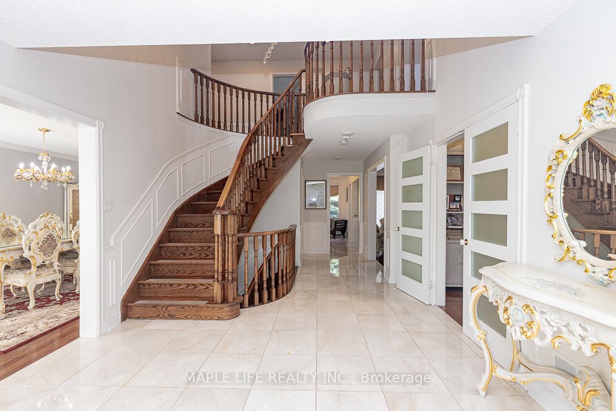 Photo 2 of 1 Elderwood Drive, Richmond Hill, Bayview Hill — HOMEH