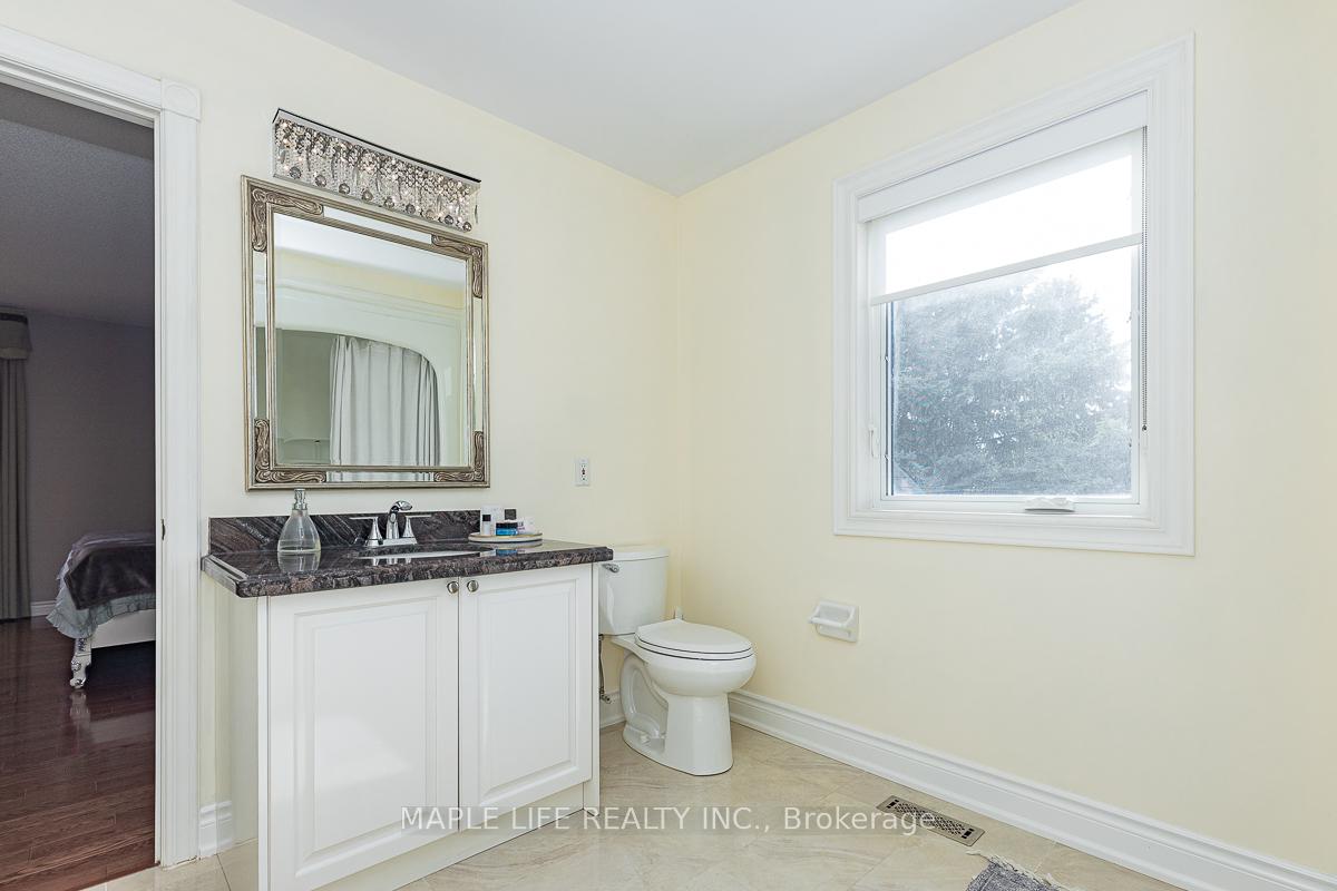 Photo 17 of 1 Elderwood Drive, Richmond Hill, Bayview Hill — HOMEH