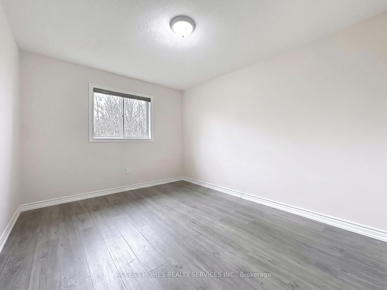 Photo 12 of Unit 13, 345 Glancaster Road, Hamilton, Villages of Glancaster — HOMEH