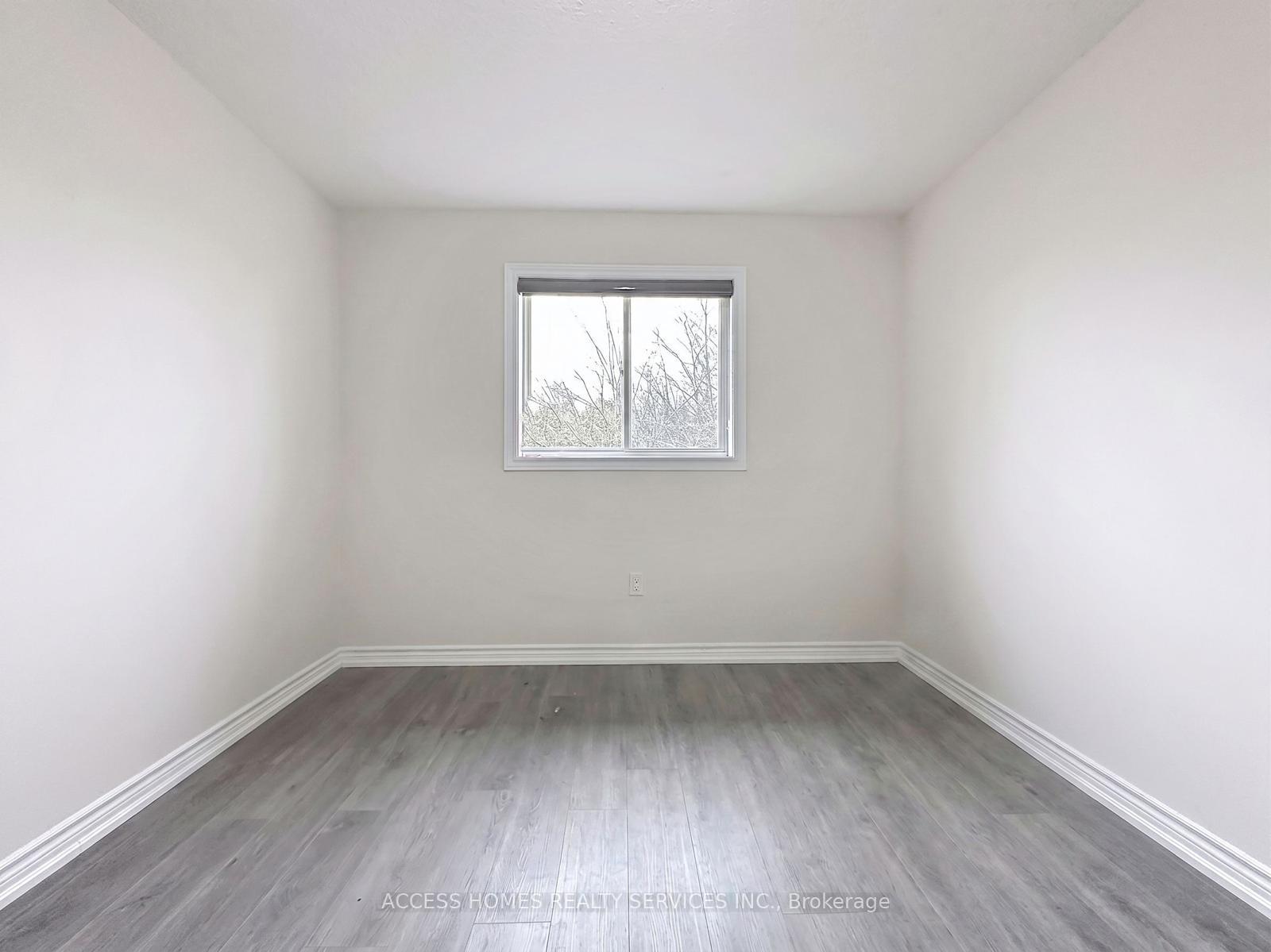 Photo 13 of Unit 13, 345 Glancaster Road, Hamilton, Villages of Glancaster — HOMEH