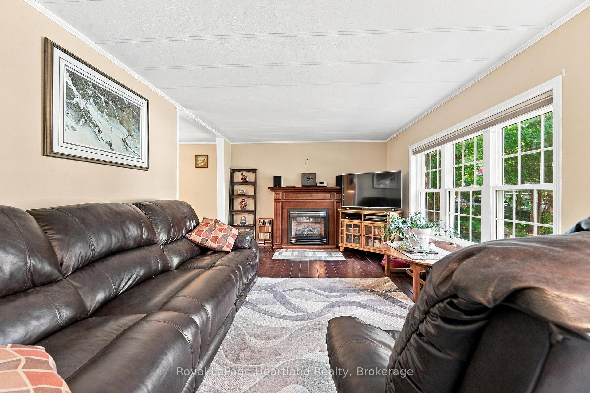 Photo 7 of 16 Huron Lane, Ashfield-Colborne-Wawanosh, Colborne — HOMEH