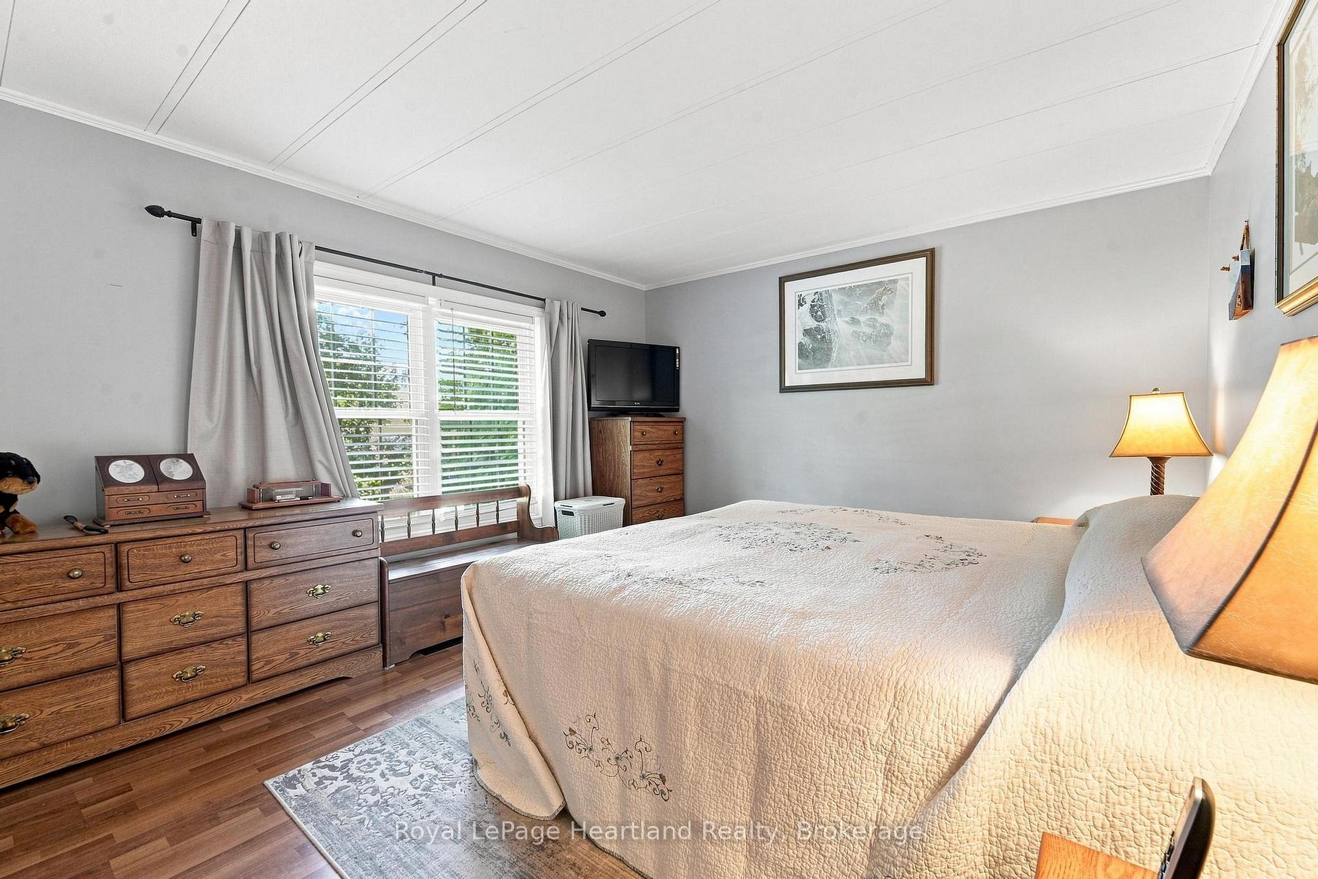 Photo 21 of 16 Huron Lane, Ashfield-Colborne-Wawanosh, Colborne — HOMEH