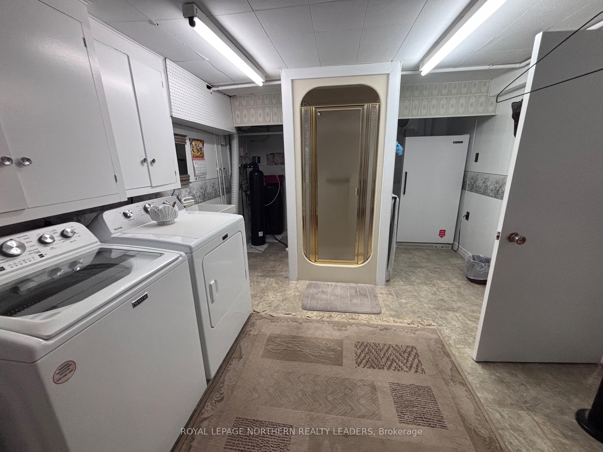 Photo 39 of 324 Third Avenue, Cochrane — HOMEH