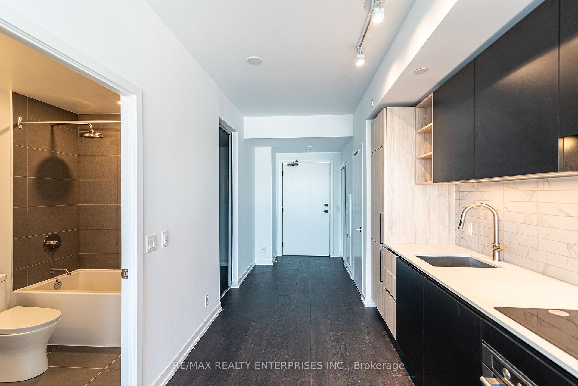 Photo 5 of Unit 4315, 55 Mercer Street, Toronto, Waterfront Communities — HOMEH