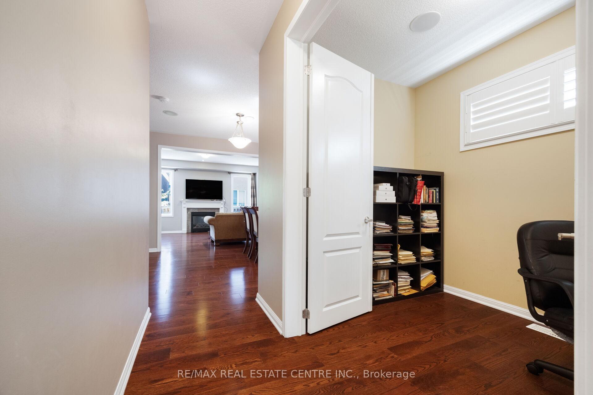 Photo 7 of 58 Seafair Crescent, Brampton, Fletcher's West — HOMEH