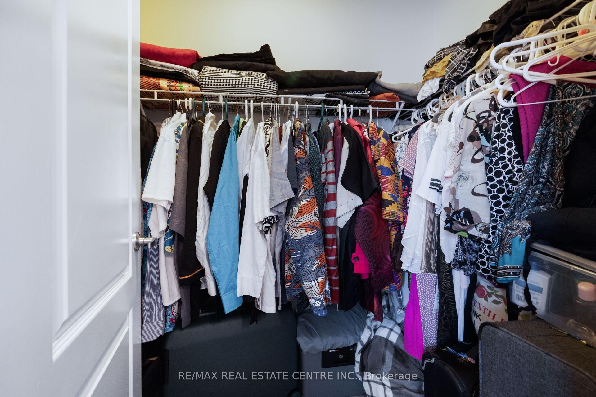 Photo 24 of 58 Seafair Crescent, Brampton, Fletcher's West — HOMEH