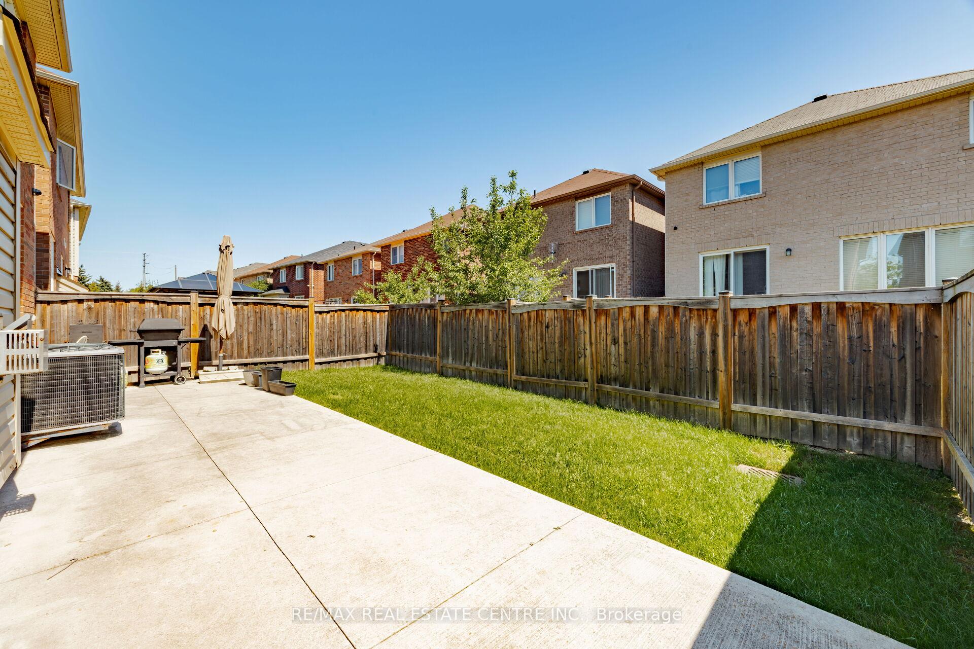 Photo 48 of 58 Seafair Crescent, Brampton, Fletcher's West — HOMEH
