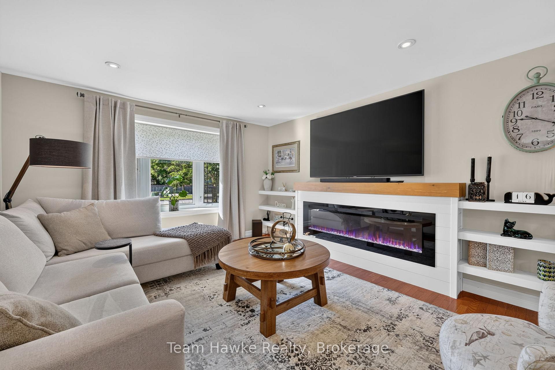 Photo 13 of 400 Galloway Boulevard, Midland — HOMEH
