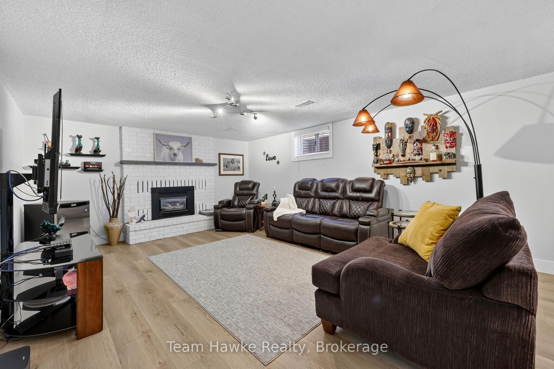 Photo 22 of 400 Galloway Boulevard, Midland — HOMEH
