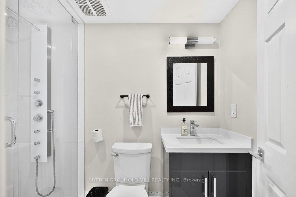 Photo 39 of 51 Princeton Road, Etobicoke, Kingsway South — HOMEH