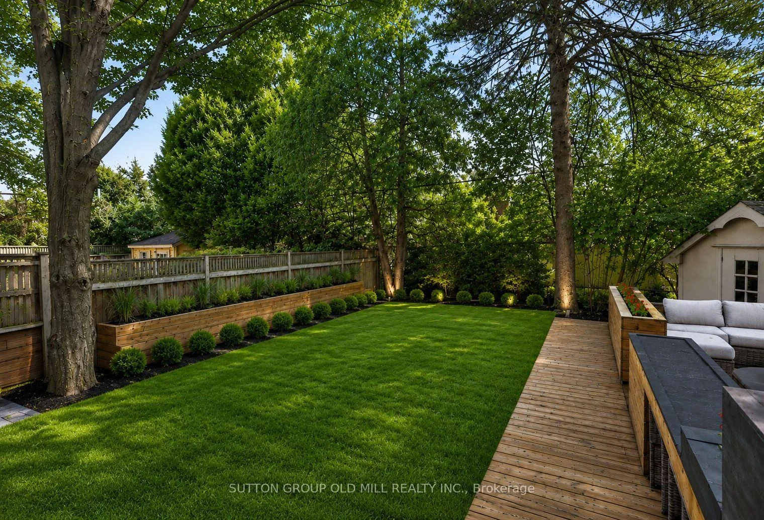 Photo 42 of 51 Princeton Road, Etobicoke, Kingsway South — HOMEH
