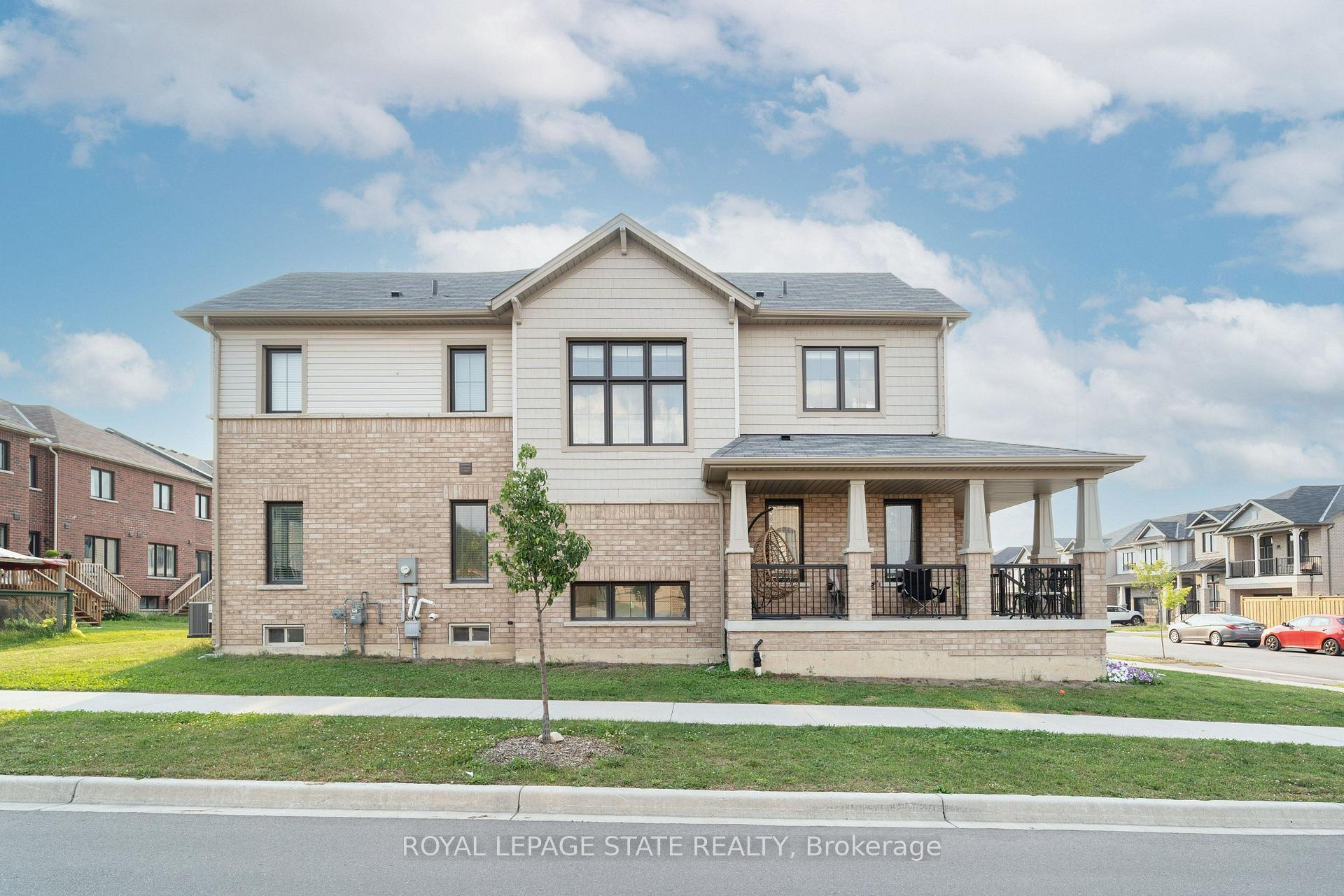 Photo 3 of 65 Prestwick Street, Hamilton, Stoney Creek Mountain — HOMEH