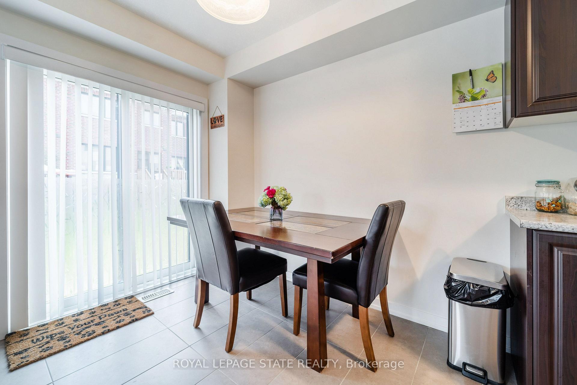 Photo 11 of 65 Prestwick Street, Hamilton, Stoney Creek Mountain — HOMEH