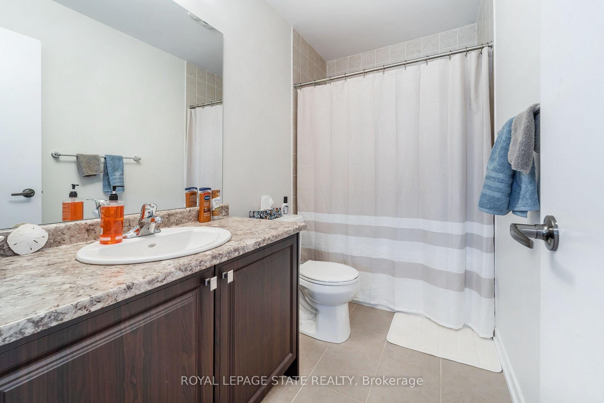 Photo 14 of 65 Prestwick Street, Hamilton, Stoney Creek Mountain — HOMEH