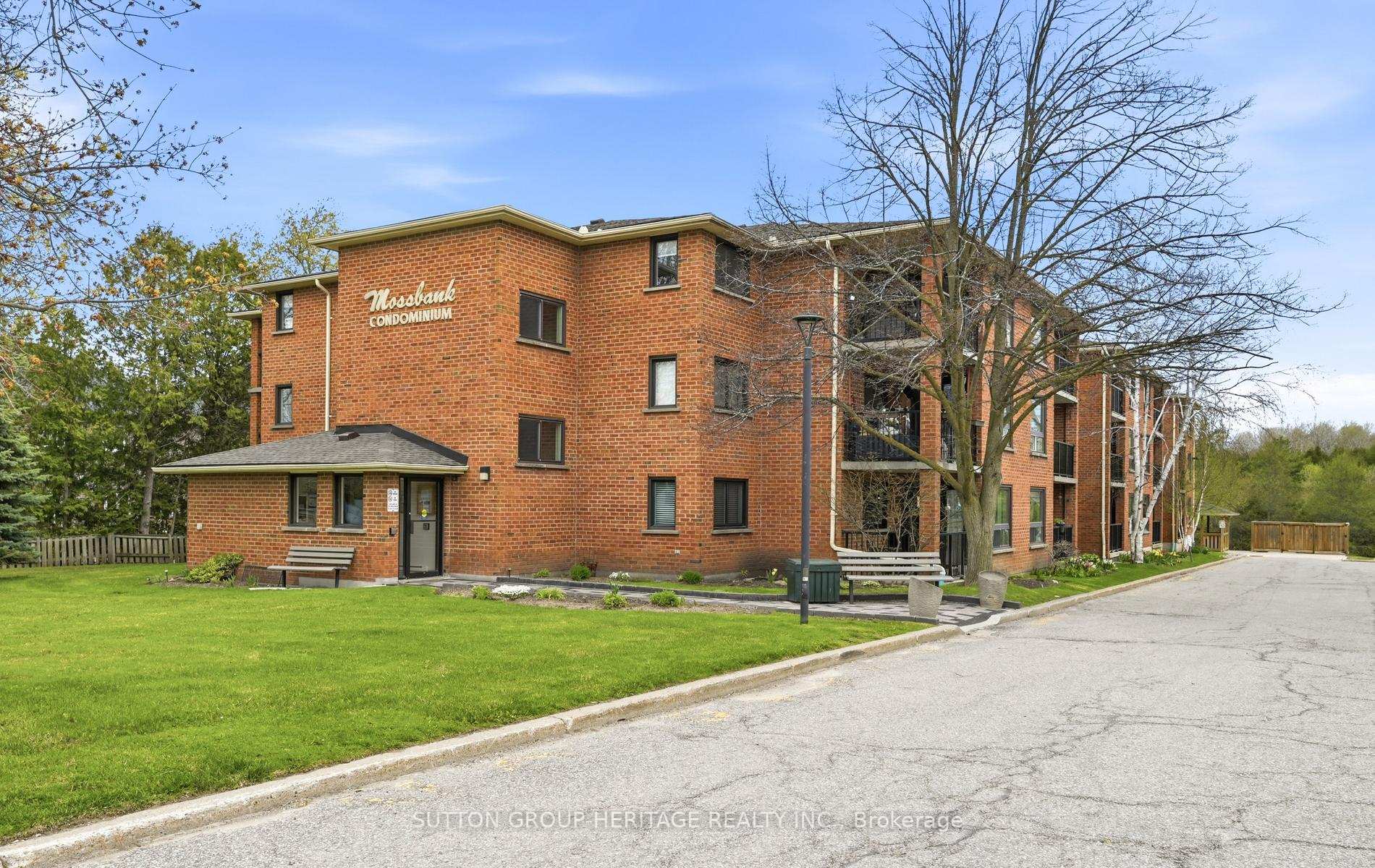 Photo 4 of Unit 106, 219 Main Street N, Uxbridge — HOMEH