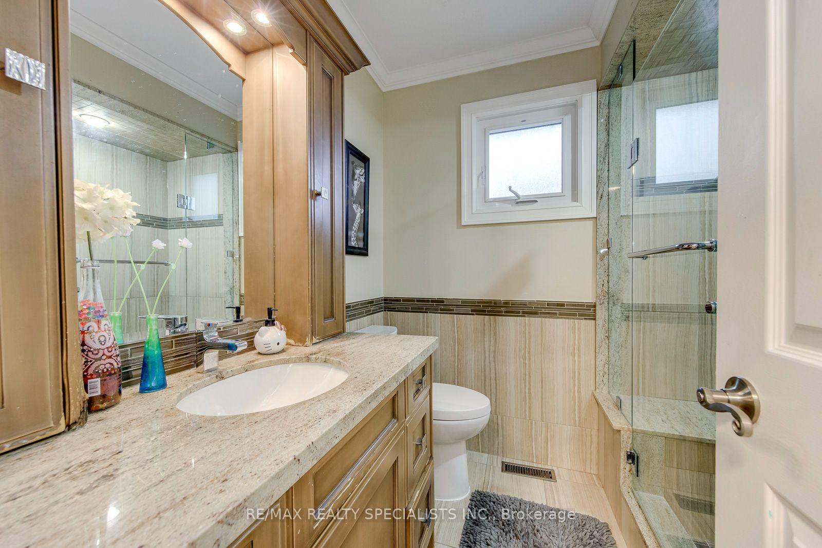 Photo 40 of 1499 Ravensmoor Crescent, Mississauga, East Credit — HOMEH