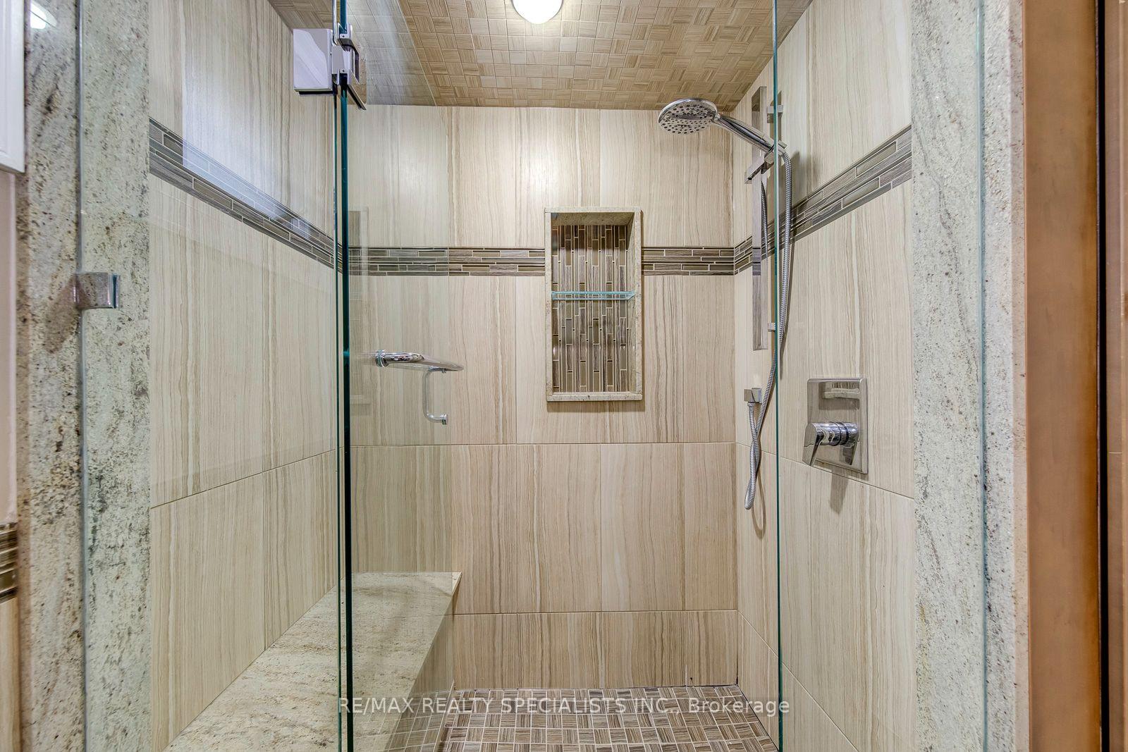 Photo 41 of 1499 Ravensmoor Crescent, Mississauga, East Credit — HOMEH