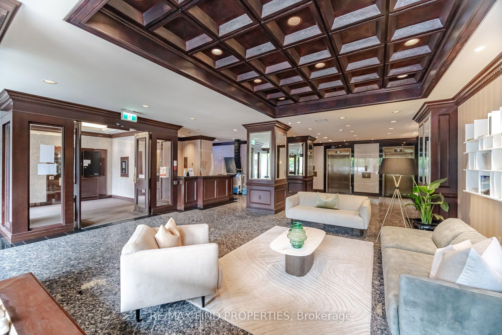 Photo 4 of Unit 901, 30 Wellington Street E, Toronto, Church-Yonge Corridor — HOMEH