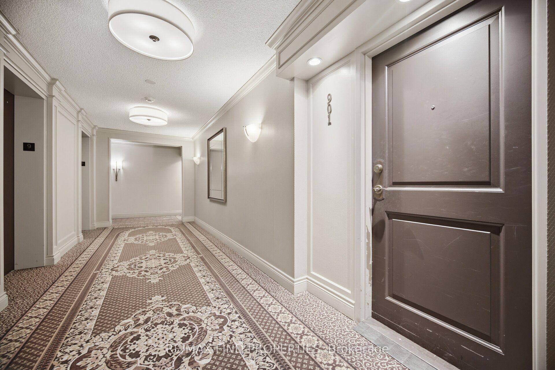 Photo 7 of Unit 901, 30 Wellington Street E, Toronto, Church-Yonge Corridor — HOMEH