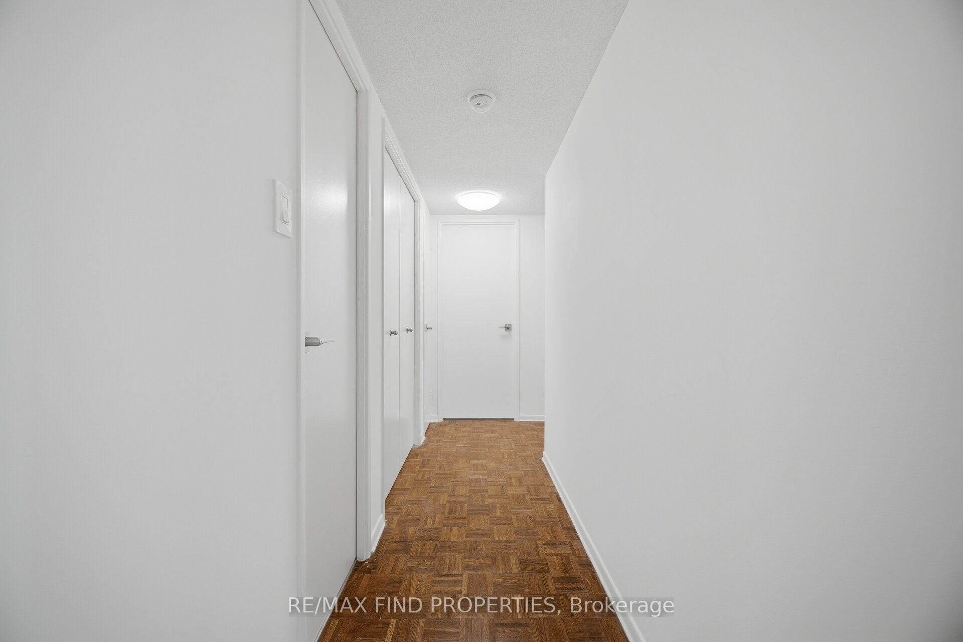 Photo 25 of Unit 901, 30 Wellington Street E, Toronto, Church-Yonge Corridor — HOMEH