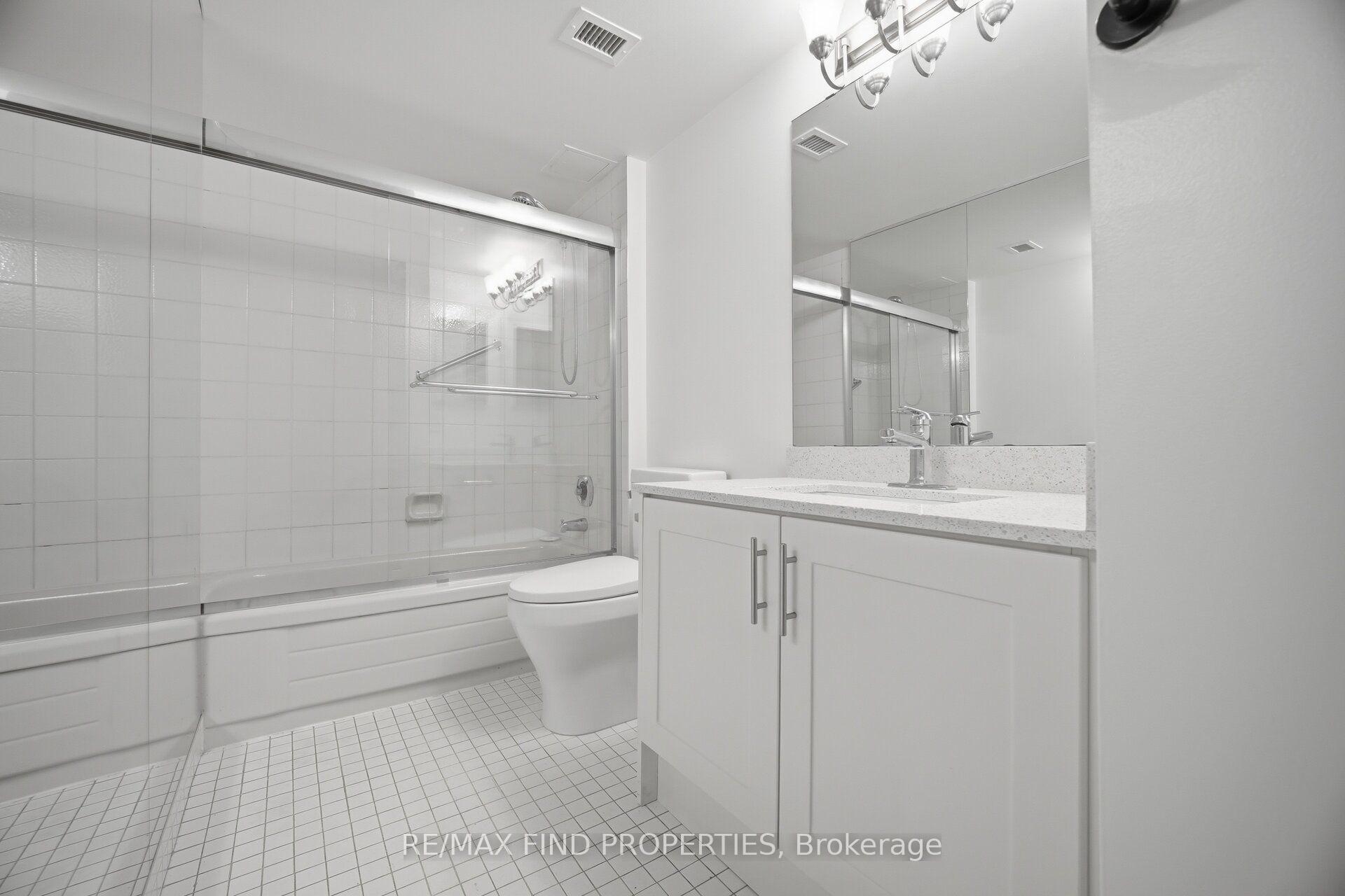 Photo 26 of Unit 901, 30 Wellington Street E, Toronto, Church-Yonge Corridor — HOMEH