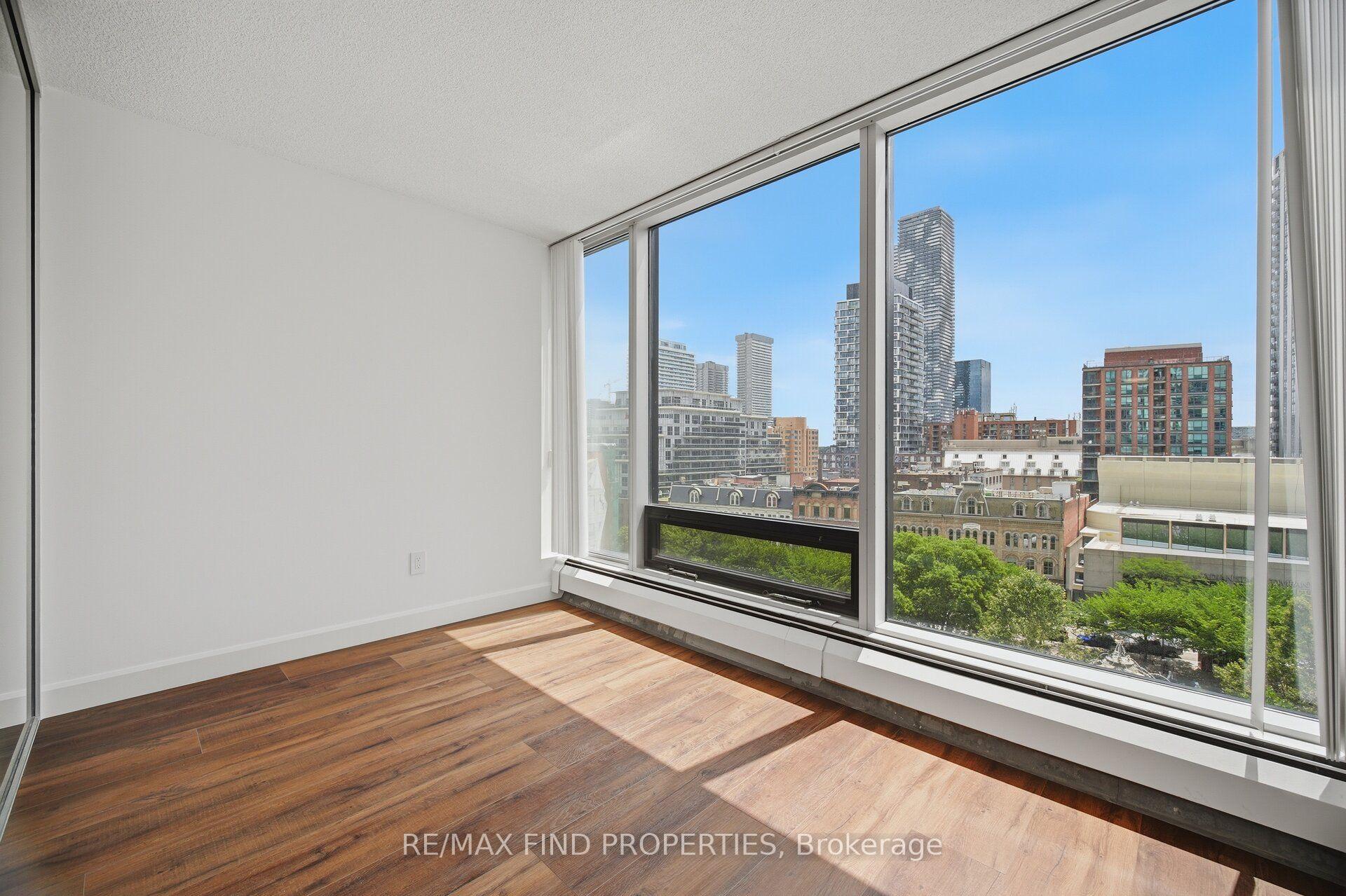 Photo 29 of Unit 901, 30 Wellington Street E, Toronto, Church-Yonge Corridor — HOMEH