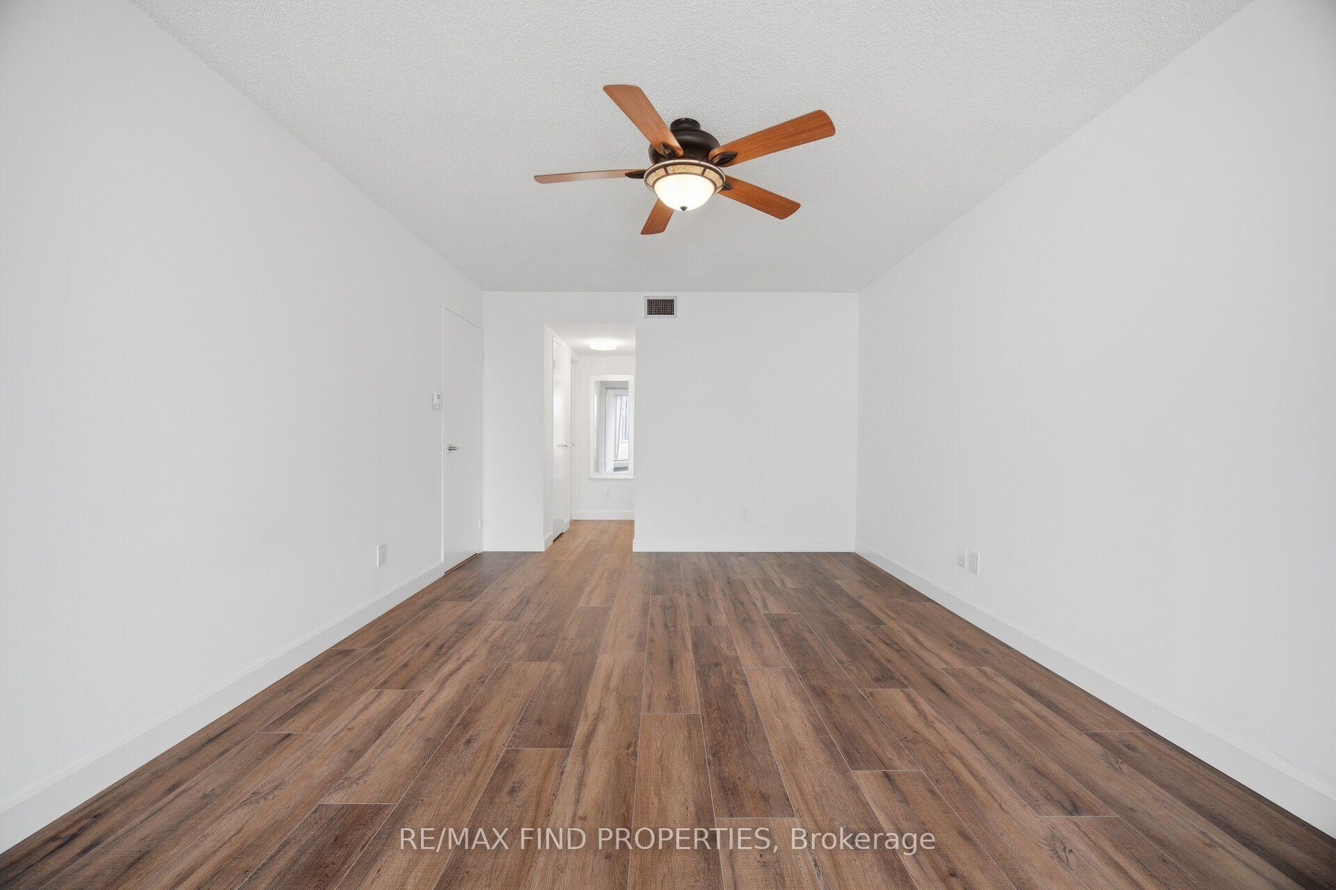 Photo 34 of Unit 901, 30 Wellington Street E, Toronto, Church-Yonge Corridor — HOMEH