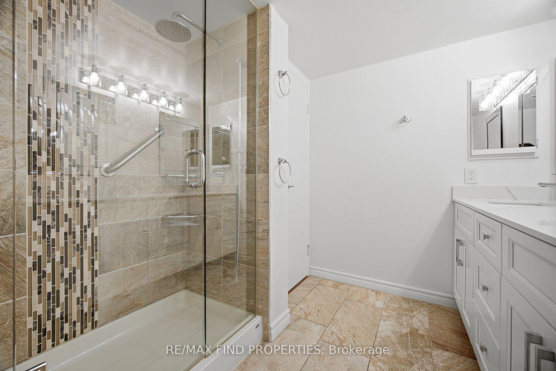 Photo 36 of Unit 901, 30 Wellington Street E, Toronto, Church-Yonge Corridor — HOMEH