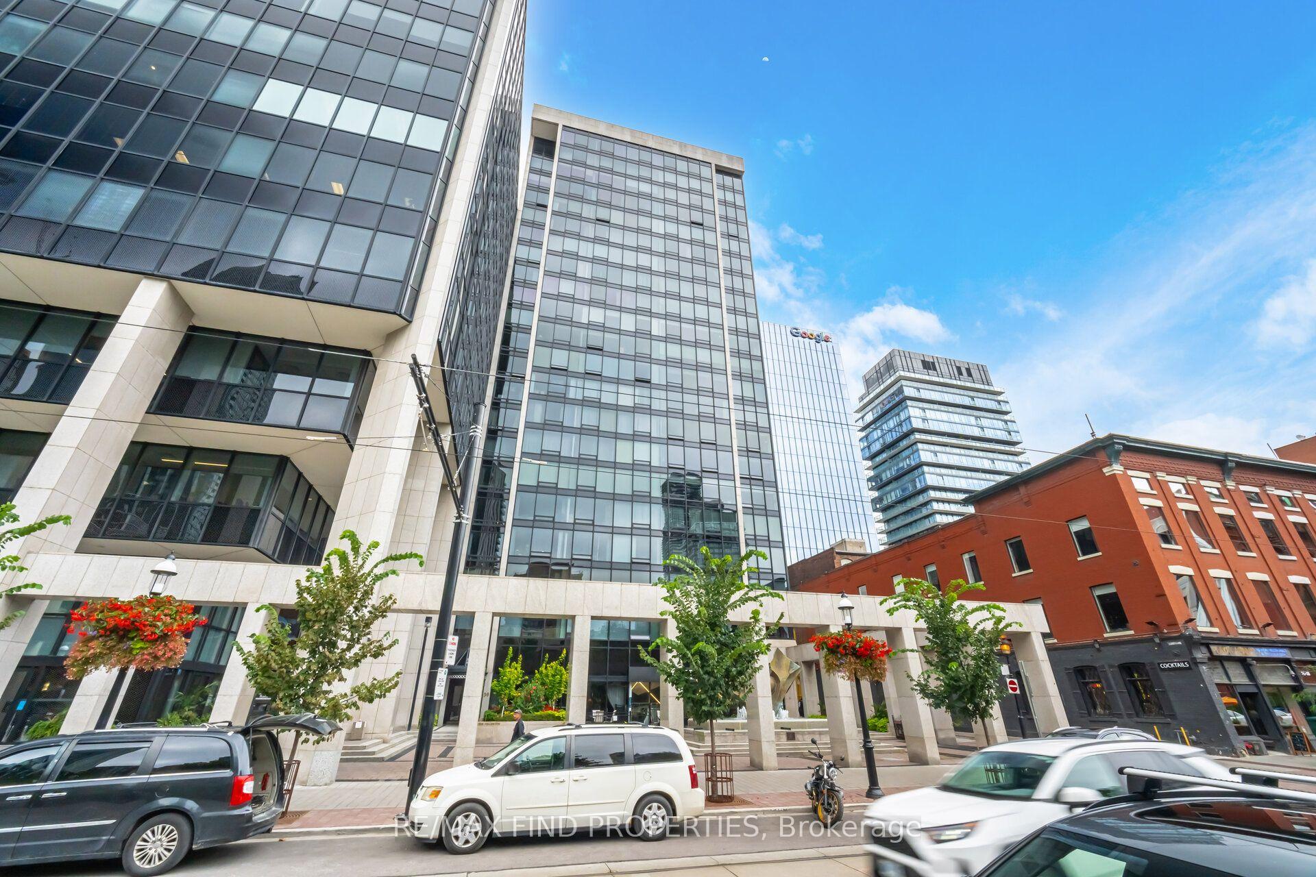 Photo 46 of Unit 901, 30 Wellington Street E, Toronto, Church-Yonge Corridor — HOMEH