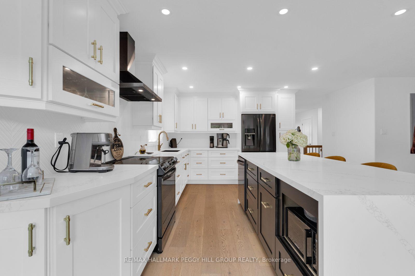 Photo 4 of 173 Cumming Drive, Barrie, Ardagh — HOMEH
