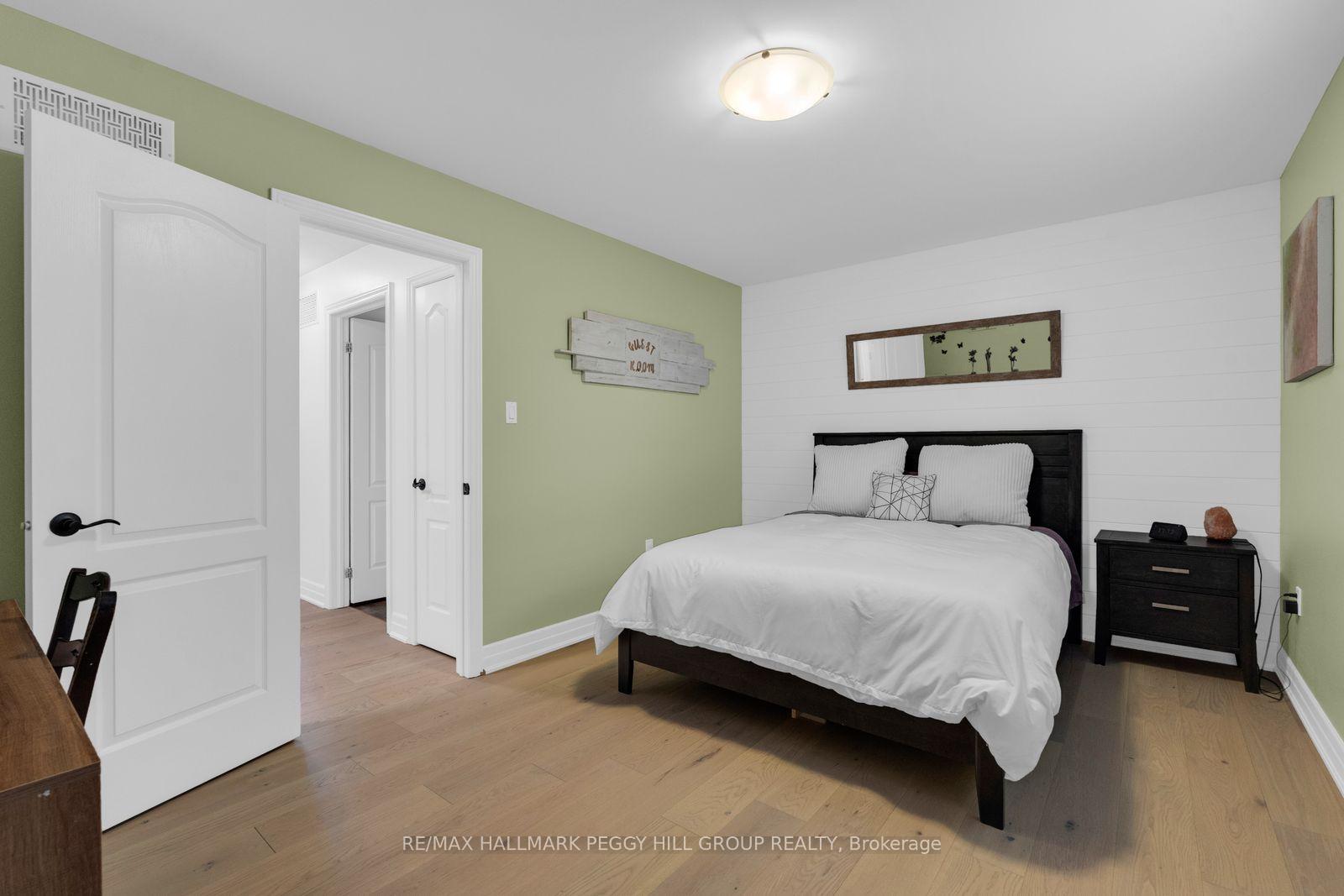 Photo 10 of 173 Cumming Drive, Barrie, Ardagh — HOMEH