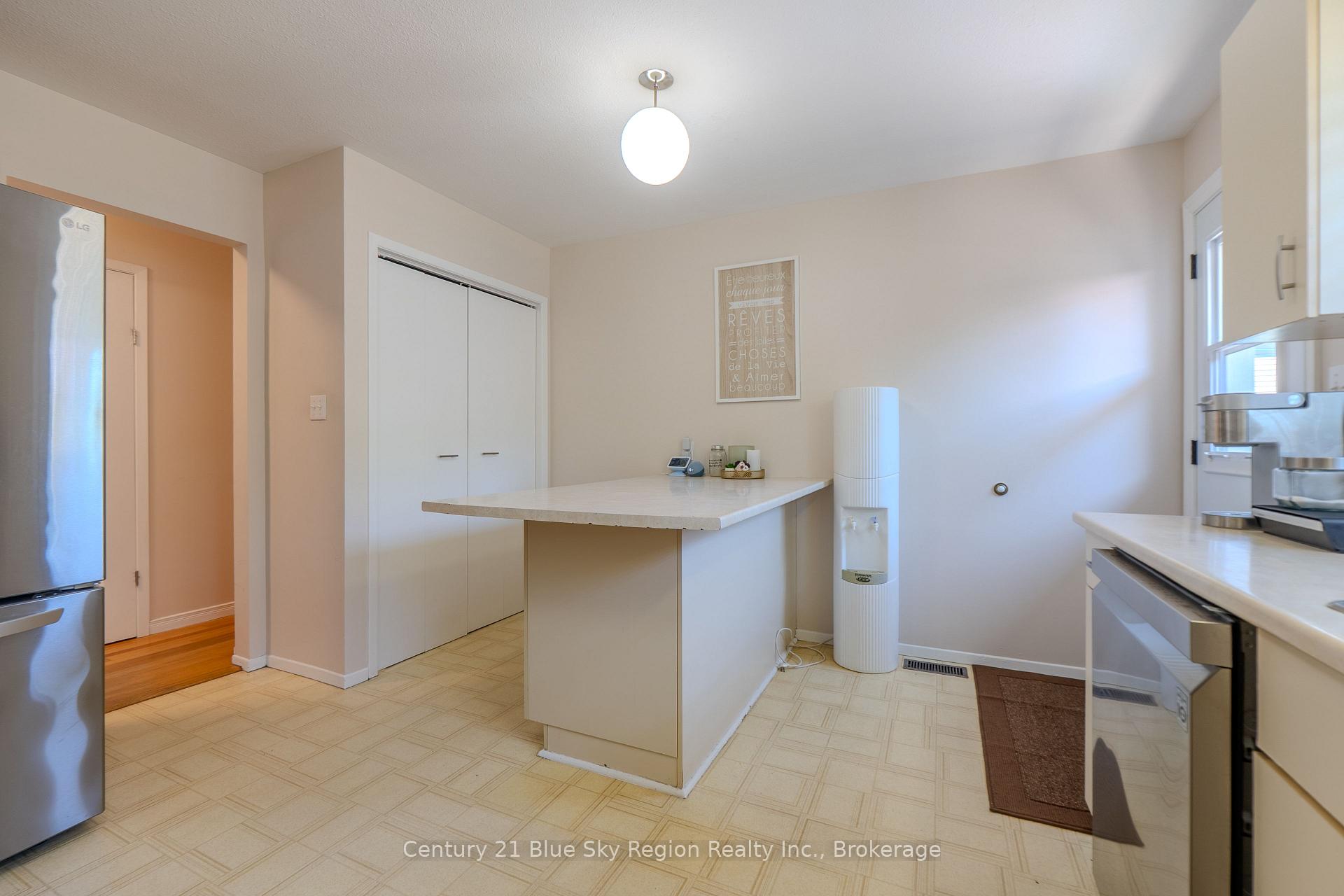 Photo 7 of 22 Tamerack Avenue, West Nipissing, Sturgeon Falls — HOMEH