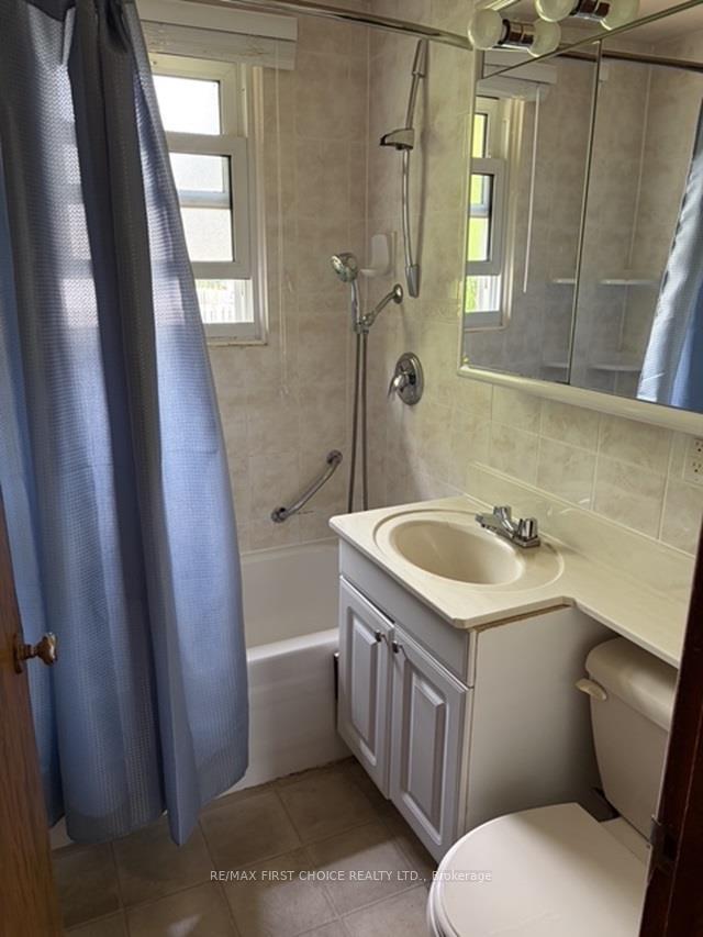 Photo 8 of 290 Hodder Avenue, Thunder Bay, Current River — HOMEH