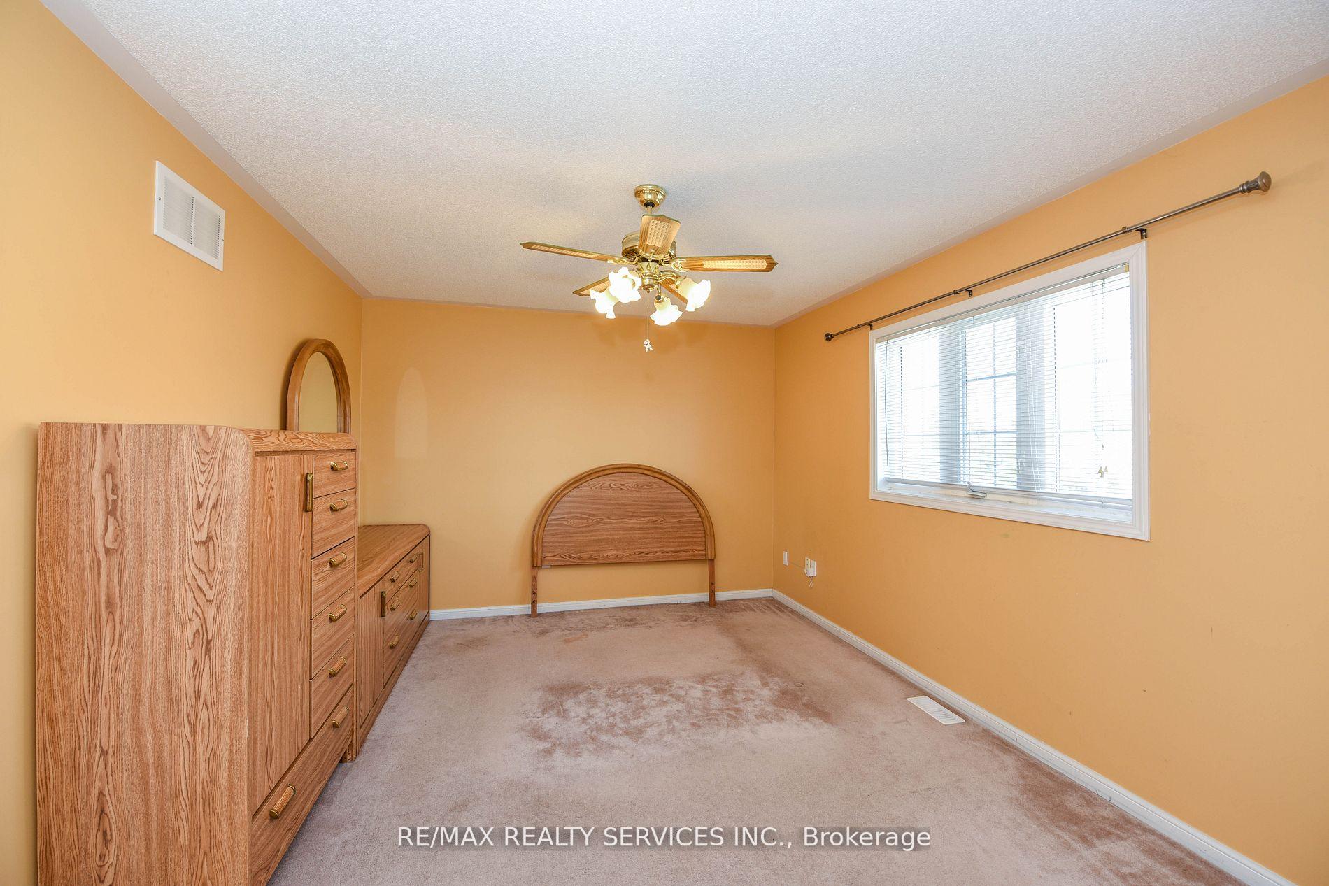 Photo 27 of Unit Upper, 172 Native Landing Crescent, Brampton, Fletcher's Creek Village — HOMEH