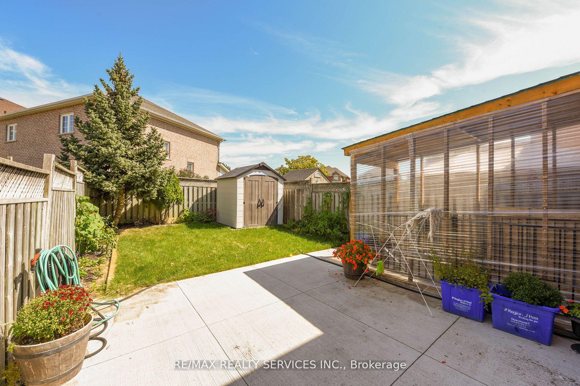 Photo 29 of Unit Upper, 172 Native Landing Crescent, Brampton, Fletcher's Creek Village — HOMEH