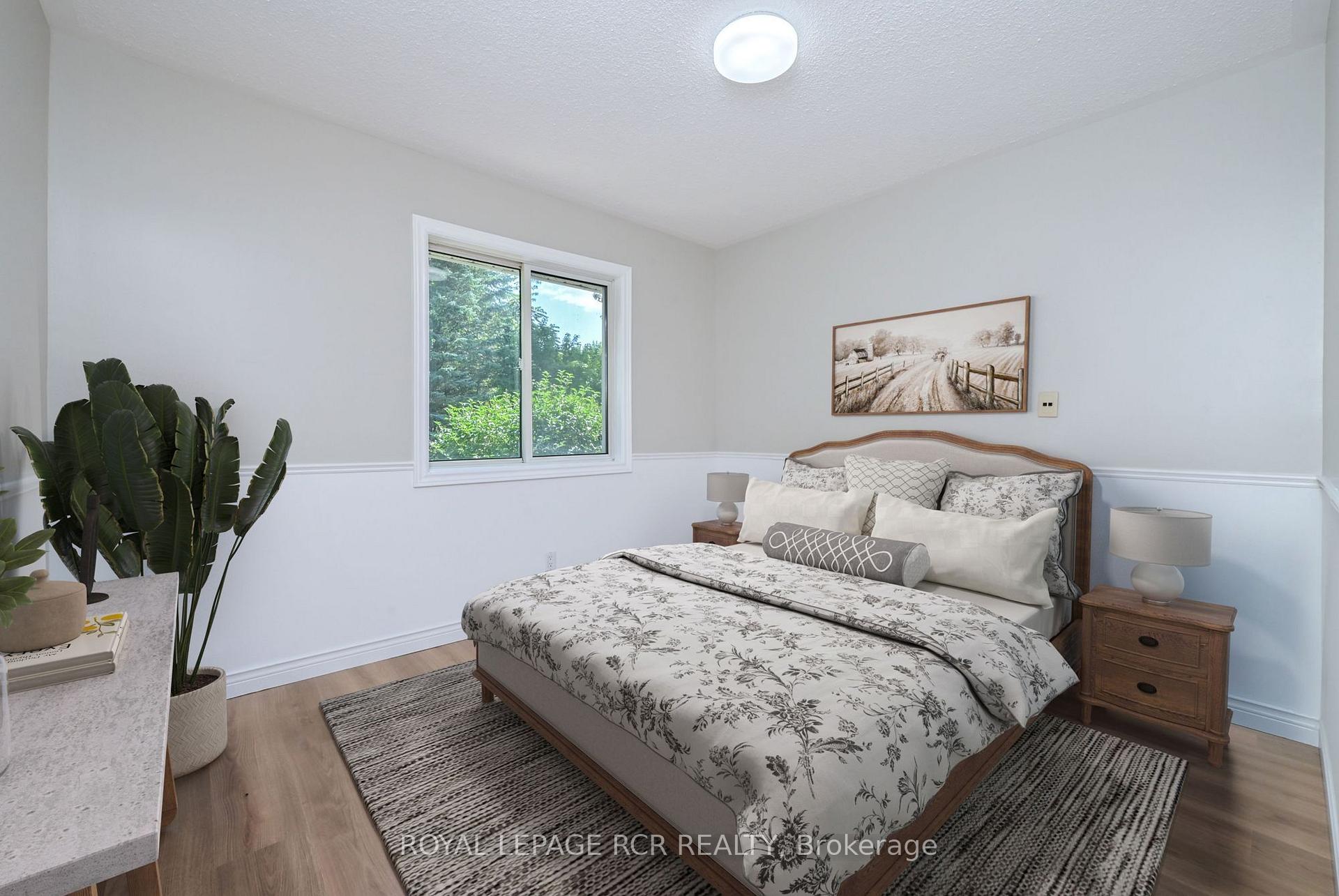 Photo 27 of 31 English Drive, New Tecumseth, Beeton — HOMEH