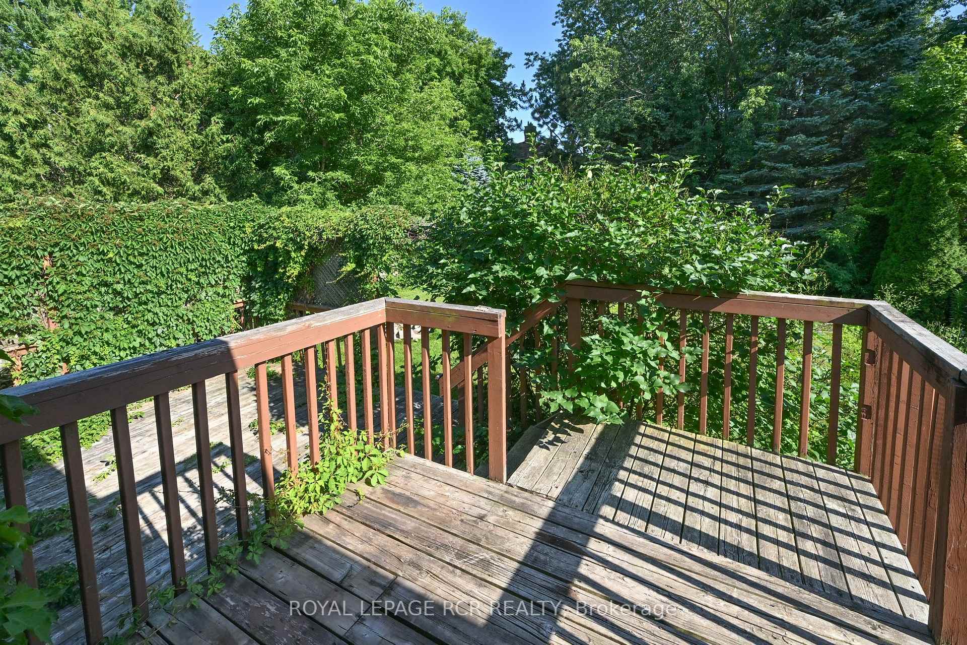 Photo 38 of 31 English Drive, New Tecumseth, Beeton — HOMEH