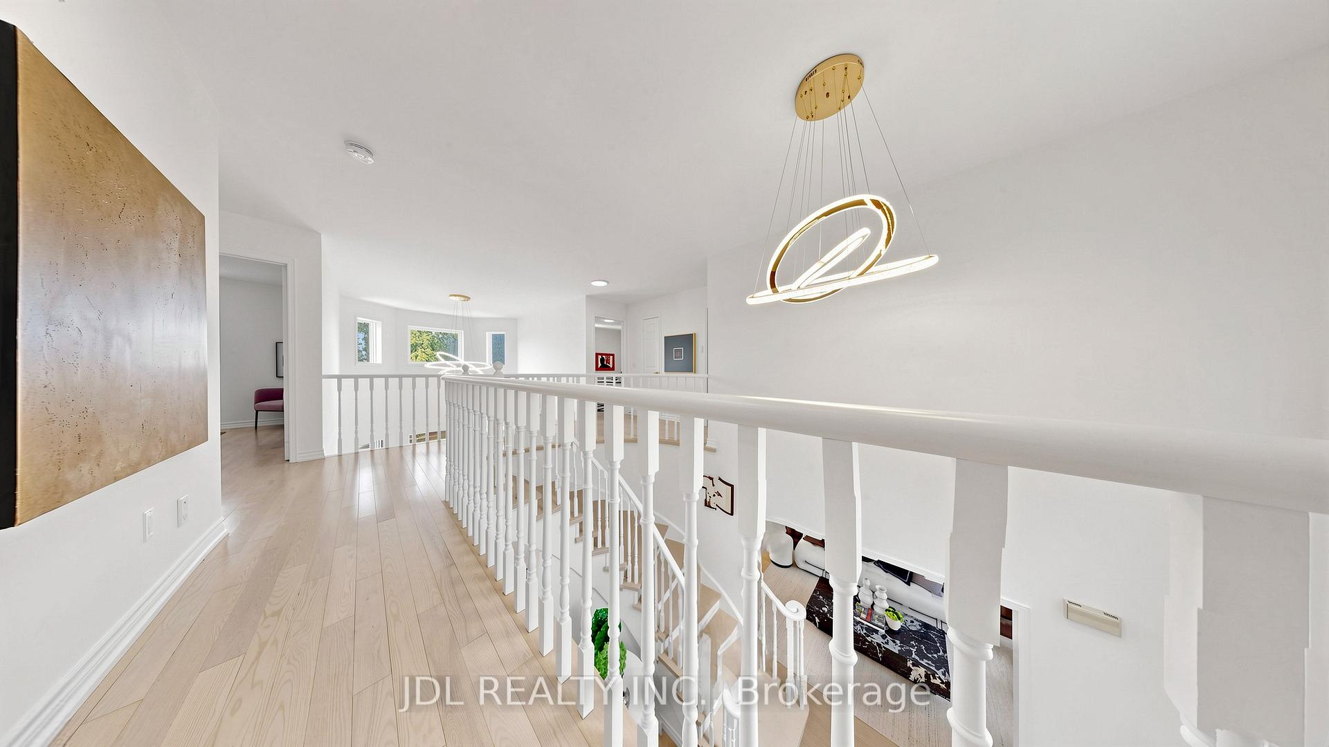 Photo 15 of 36 Chartwell Crescent, Georgina, Keswick North — HOMEH