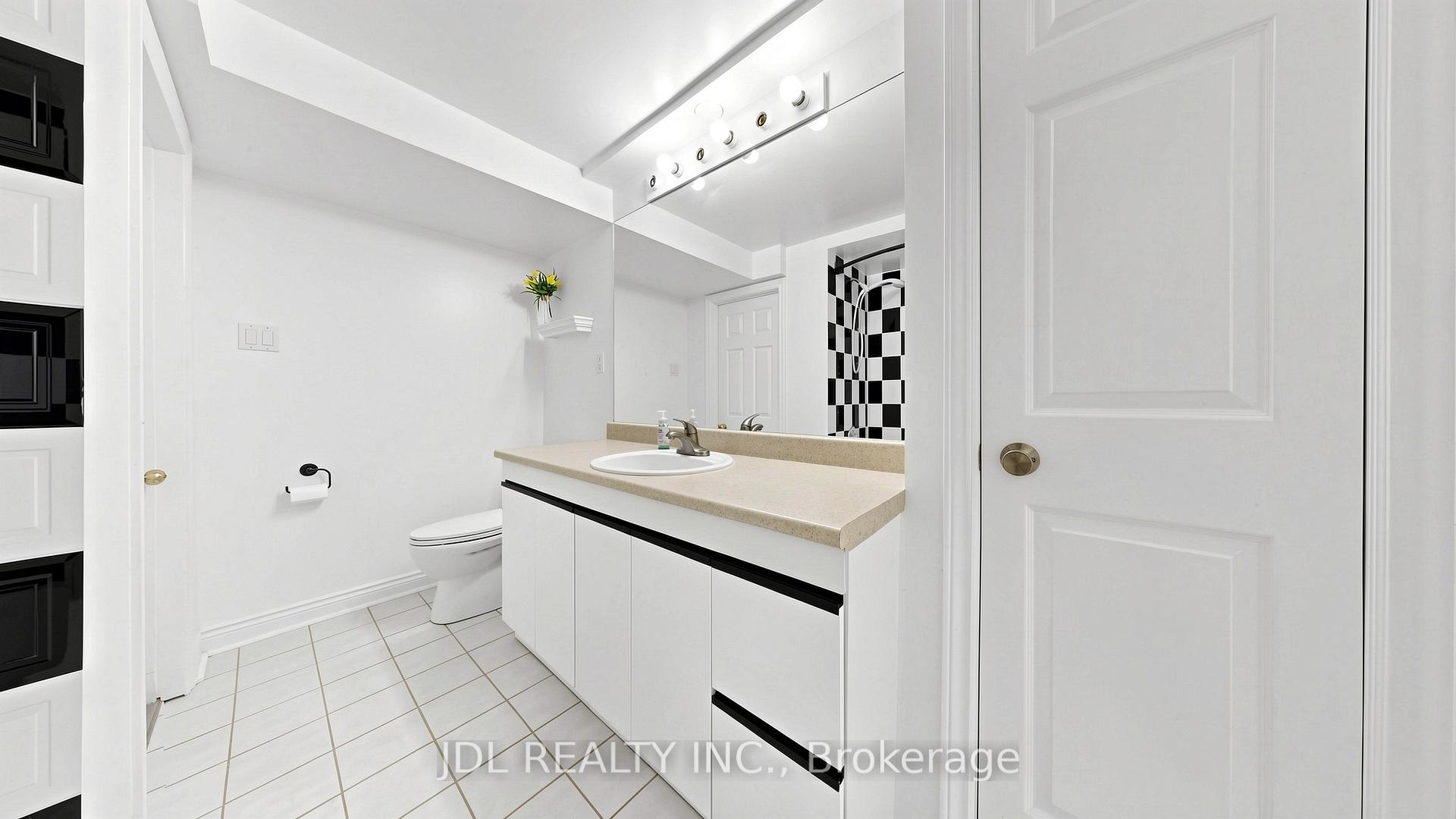 Photo 28 of 36 Chartwell Crescent, Georgina, Keswick North — HOMEH