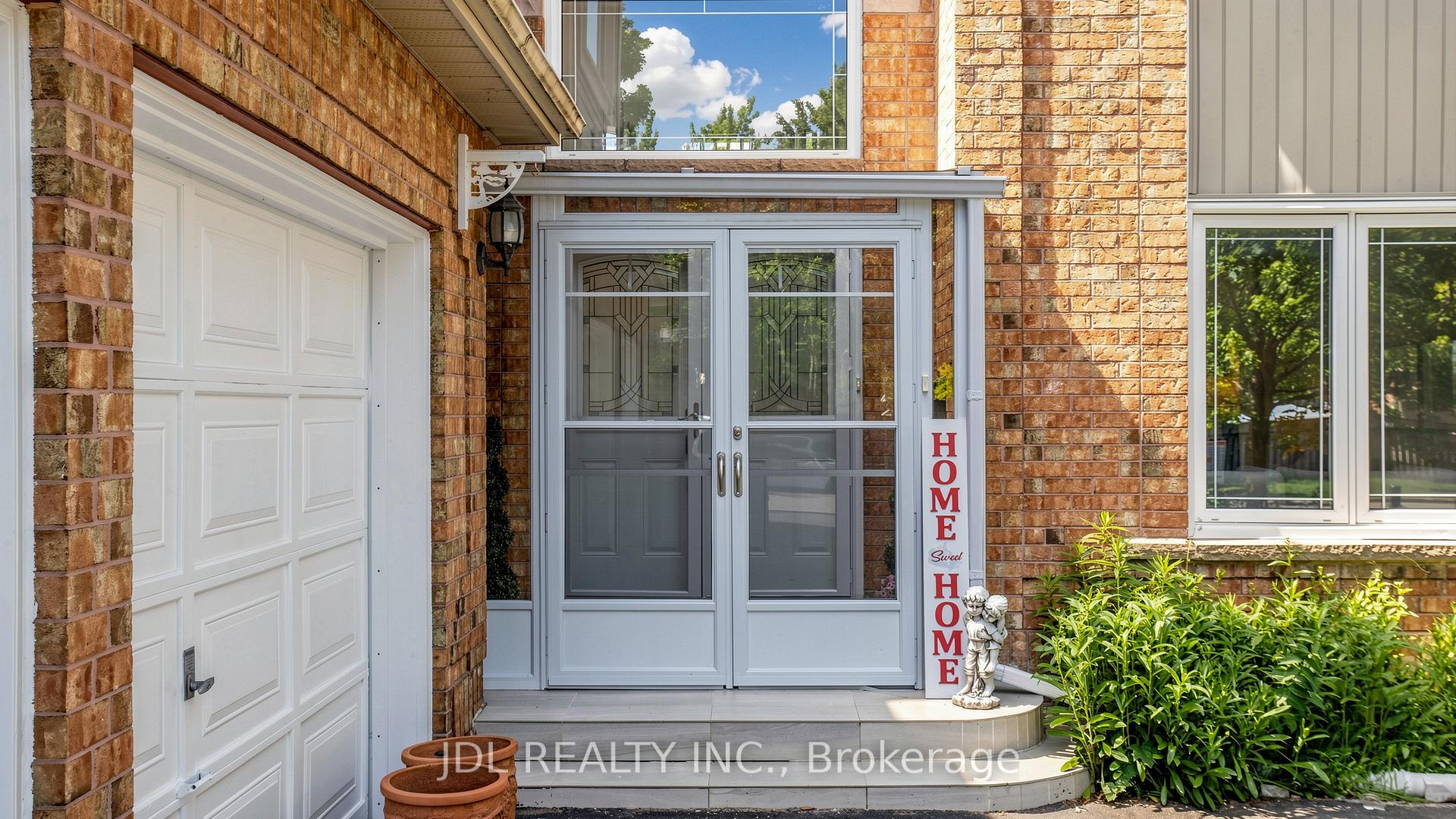 Photo 32 of 36 Chartwell Crescent, Georgina, Keswick North — HOMEH