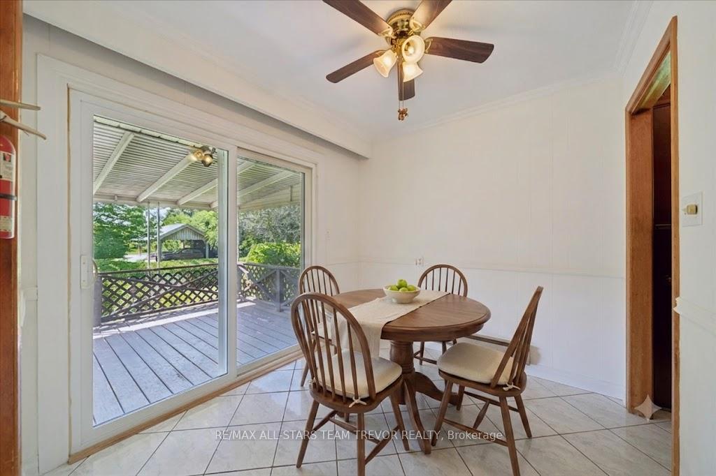 Photo 9 of 18 Garrett Drive, Georgina, Sutton & Jackson's Point — HOMEH