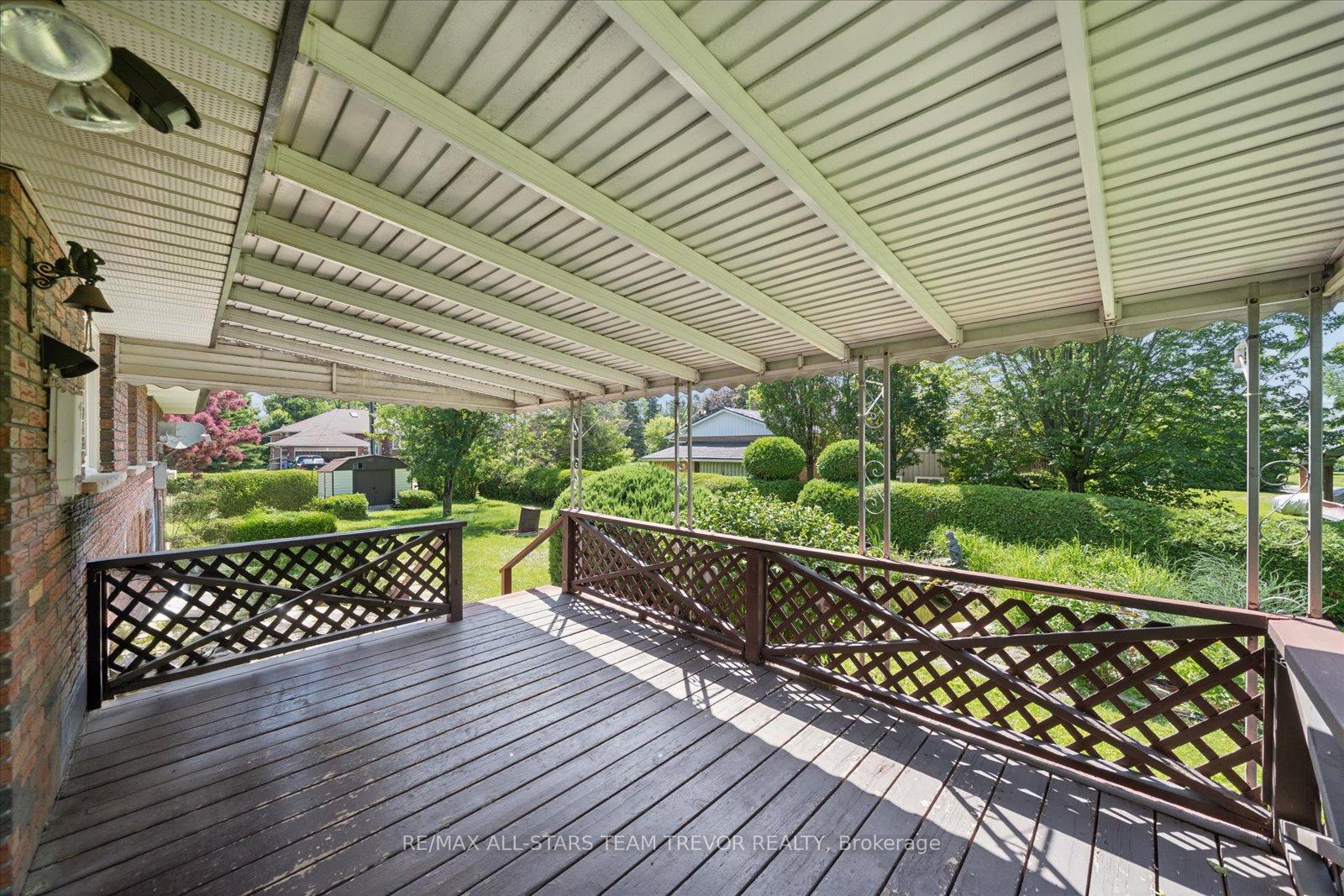 Photo 35 of 18 Garrett Drive, Georgina, Sutton & Jackson's Point — HOMEH
