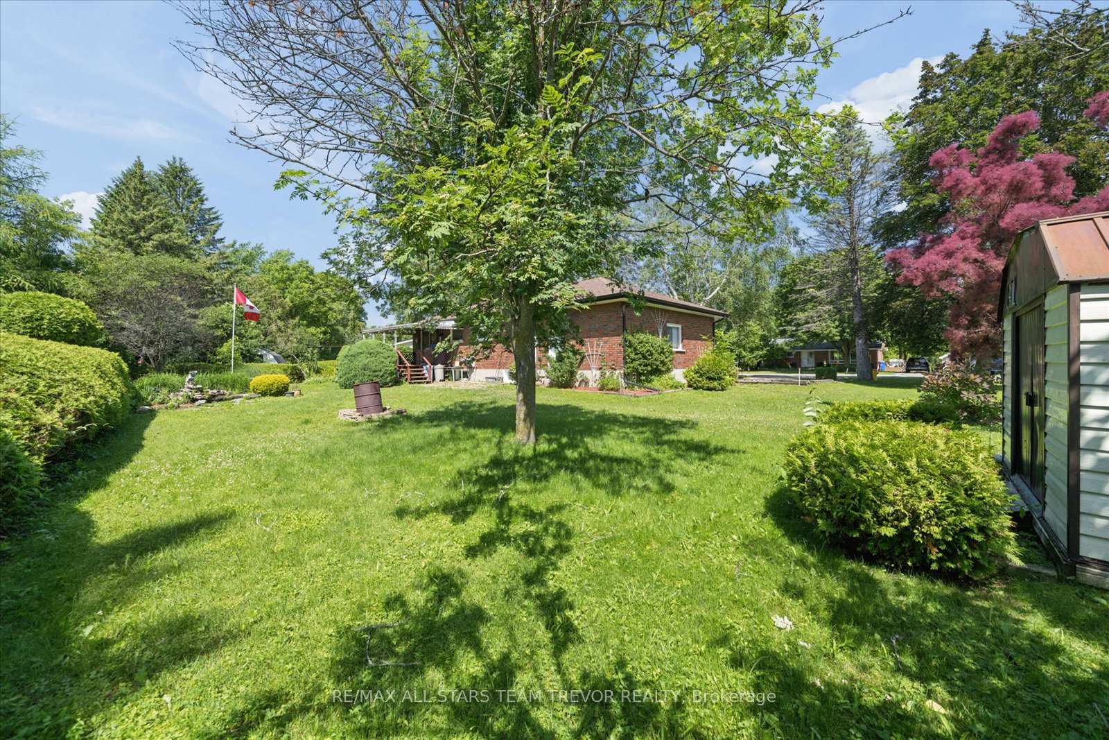 Photo 41 of 18 Garrett Drive, Georgina, Sutton & Jackson's Point — HOMEH