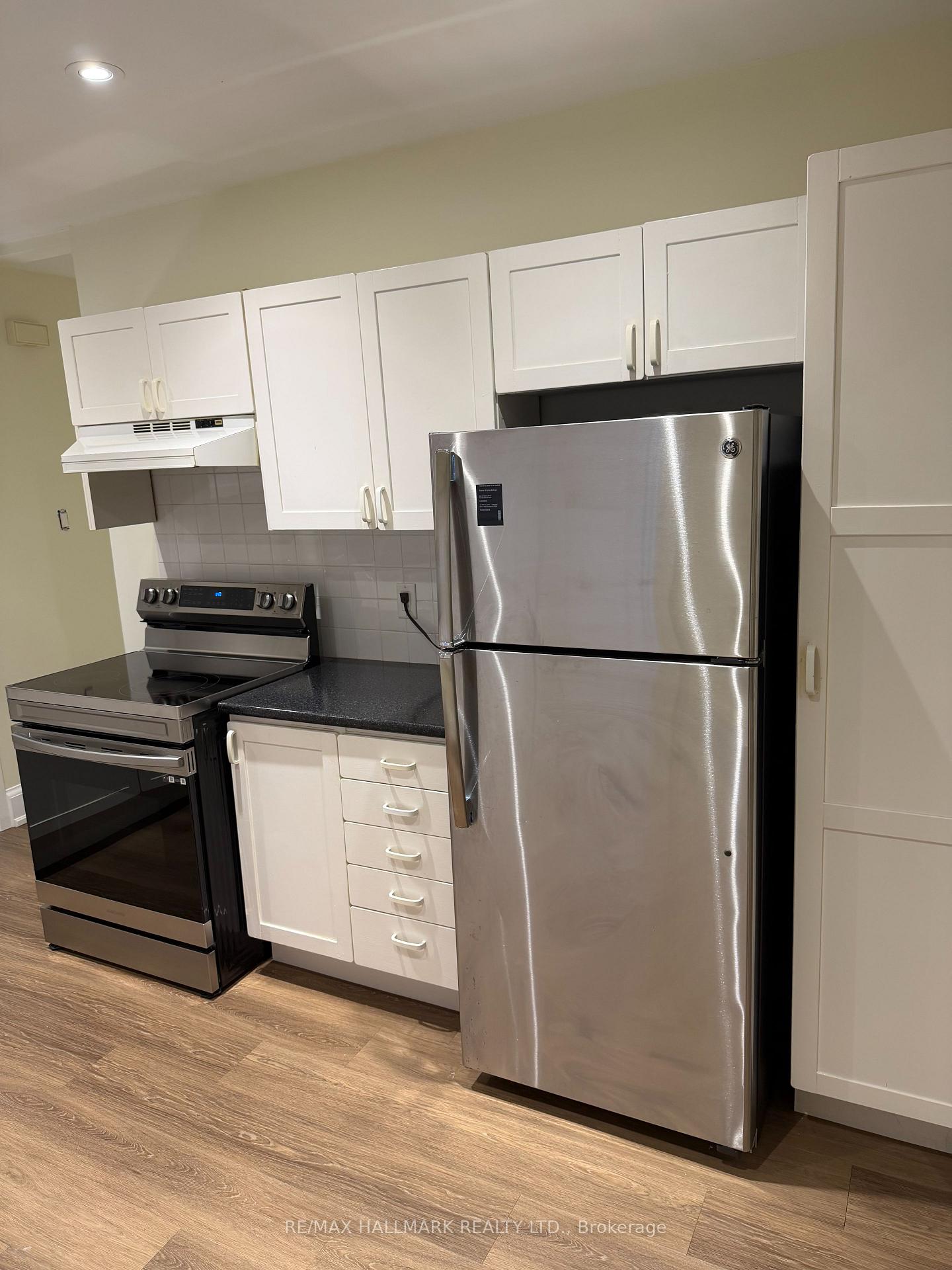 Photo 5 of Unit Main Fl, 37 Lola Road, Toronto, Yonge-Eglinton — HOMEH