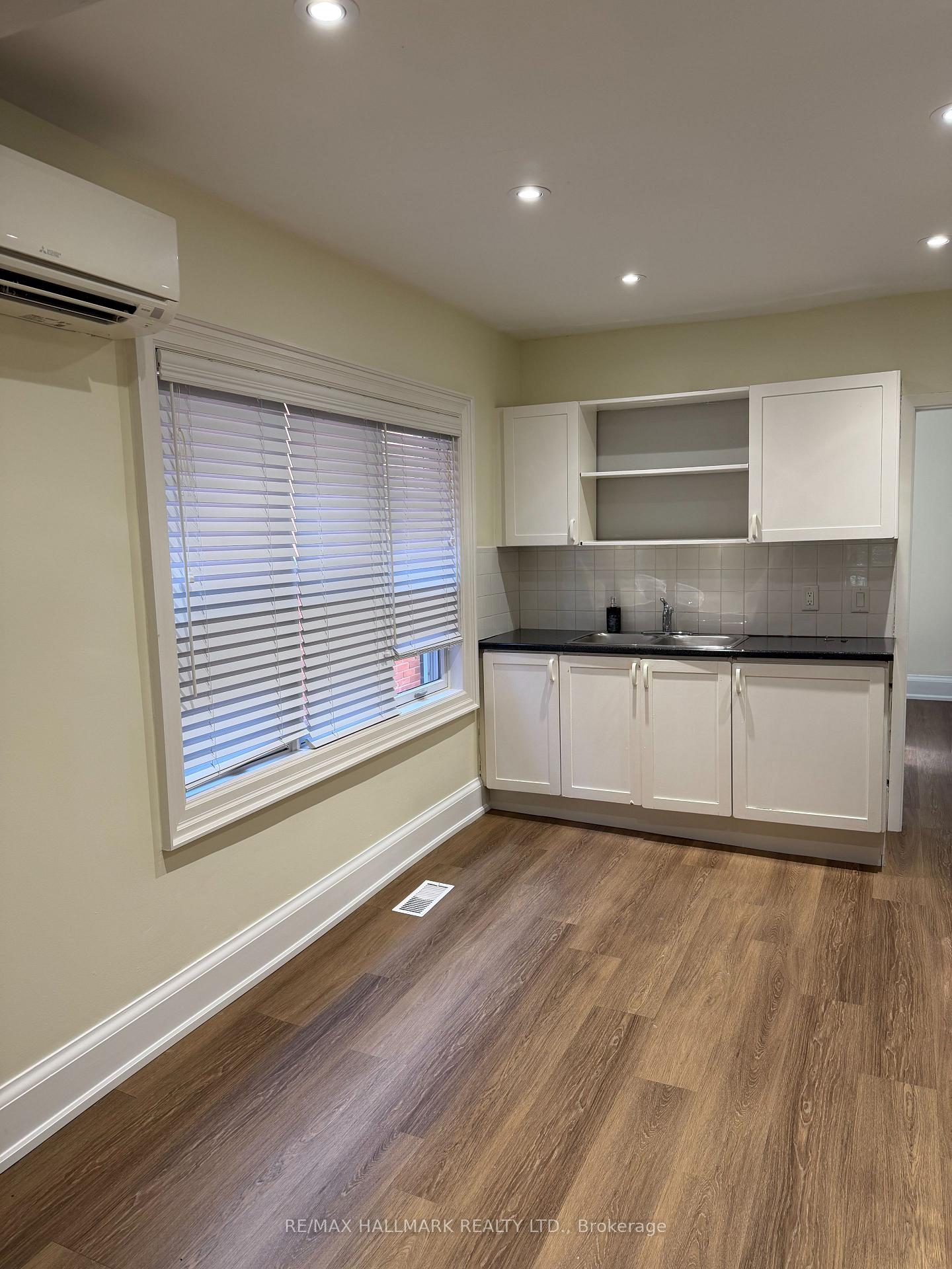 Photo 11 of Unit Main Fl, 37 Lola Road, Toronto, Yonge-Eglinton — HOMEH