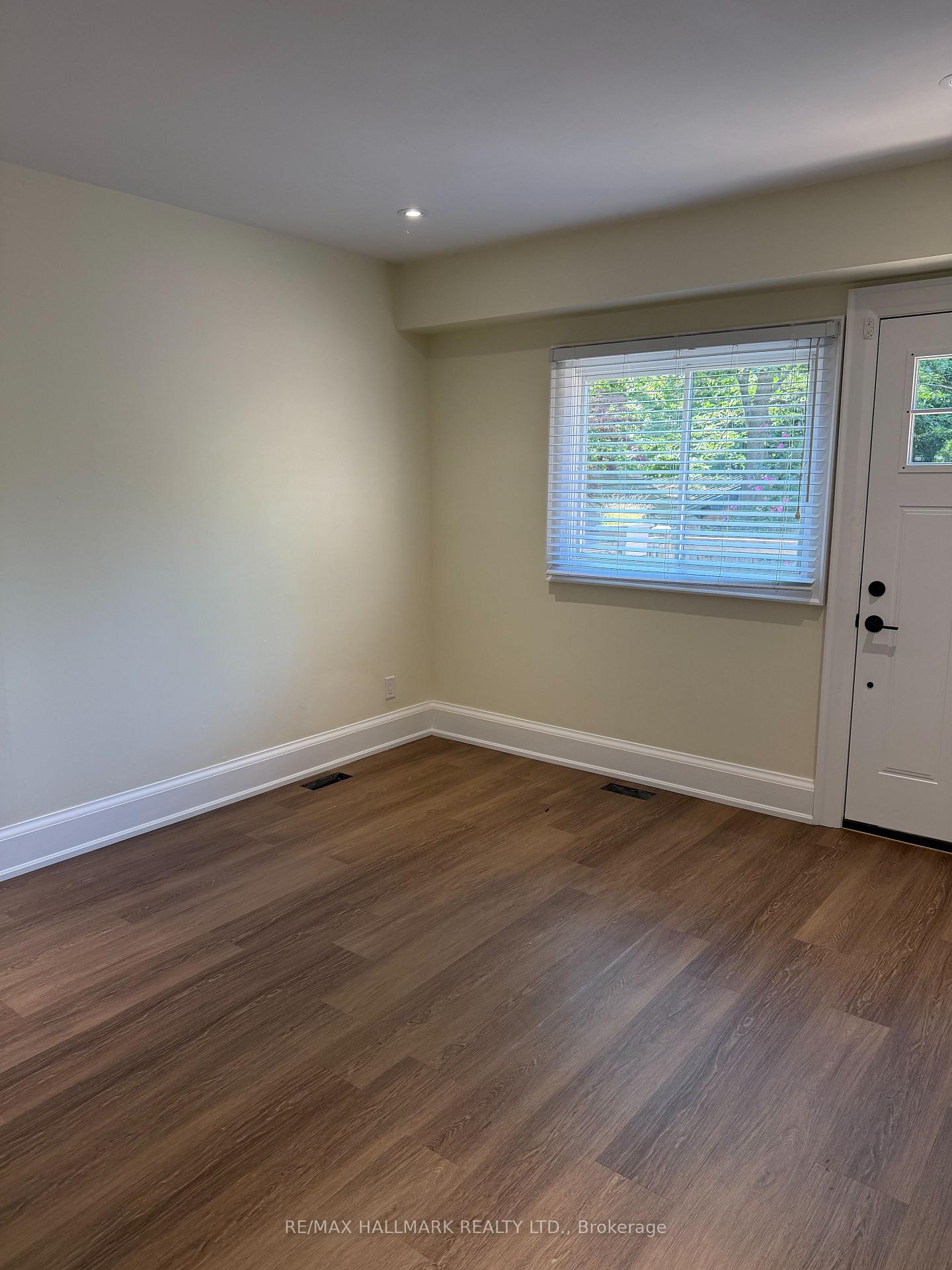 Photo 13 of Unit Main Fl, 37 Lola Road, Toronto, Yonge-Eglinton — HOMEH