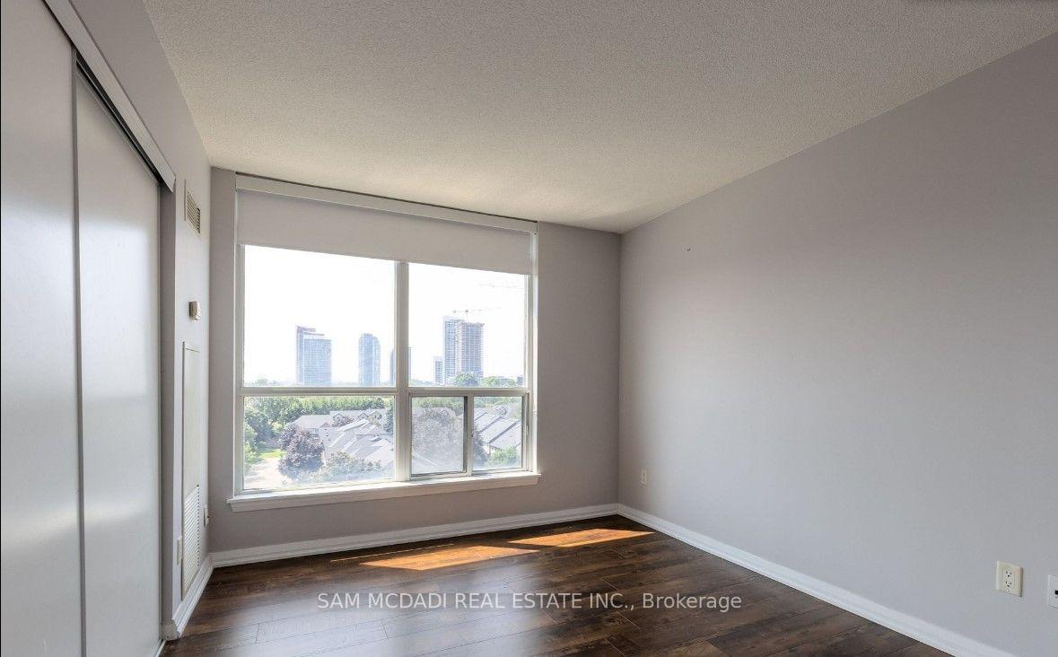 Photo 11 of Unit 804, 220 Forum Drive, Mississauga, Hurontario — HOMEH