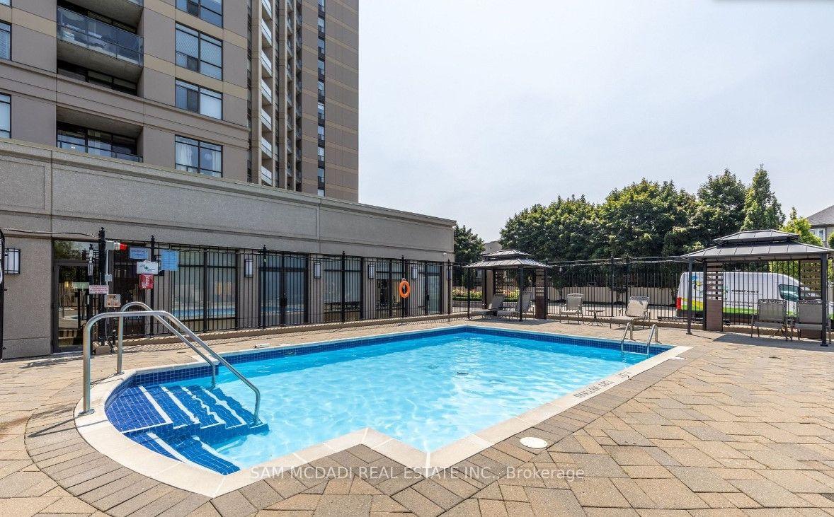 Photo 16 of Unit 804, 220 Forum Drive, Mississauga, Hurontario — HOMEH
