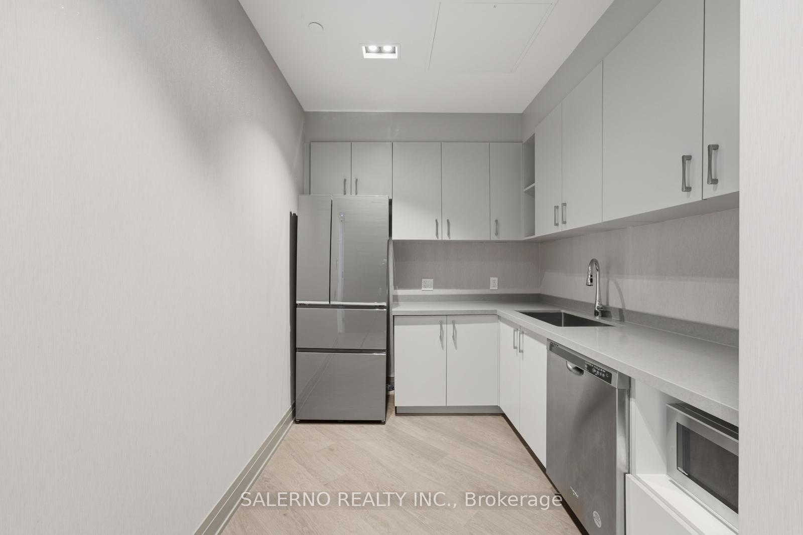 Photo 5 of Unit 219, 100 Eagle Rock Way, Vaughan, Rural Vaughan — HOMEH
