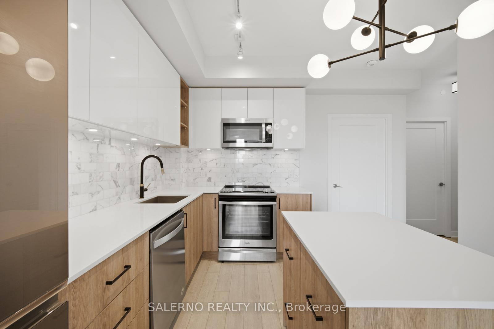 Photo 15 of Unit 219, 100 Eagle Rock Way, Vaughan, Rural Vaughan — HOMEH